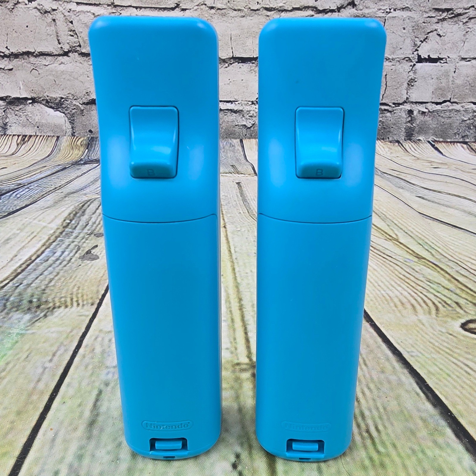 Nintendo Wii Remote Plus Controller RVL-036 Cyan Blue MotionPlus Bundle Set of 2