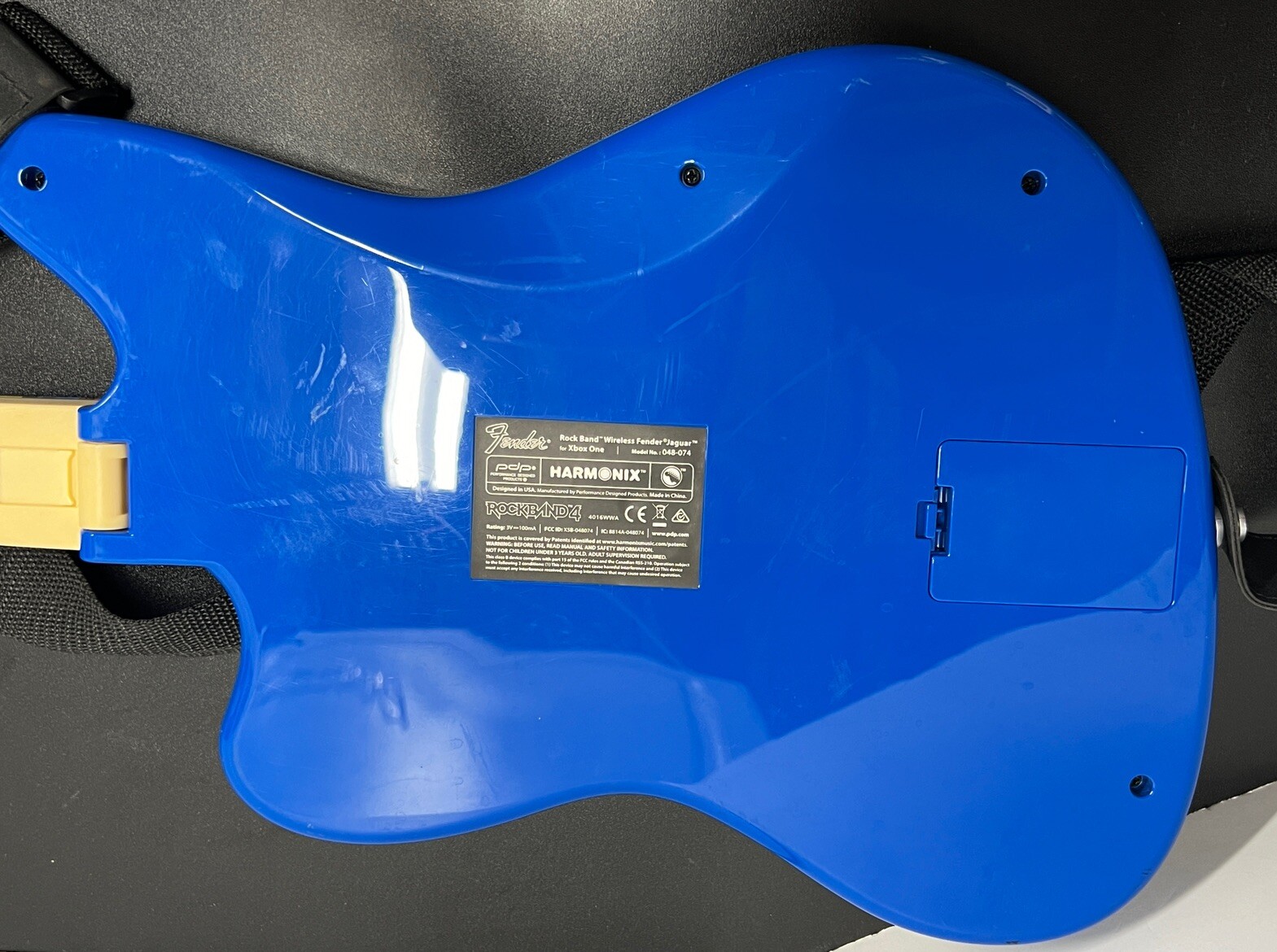 Fender Jaguar Wireless Blue Guitar Xbox One w/Strap – Lights up Untested