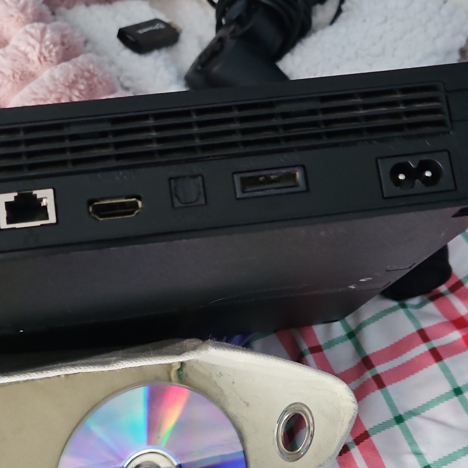 Sony PlayStation 3 Console Blu-Ray Compatible with Controller and Games