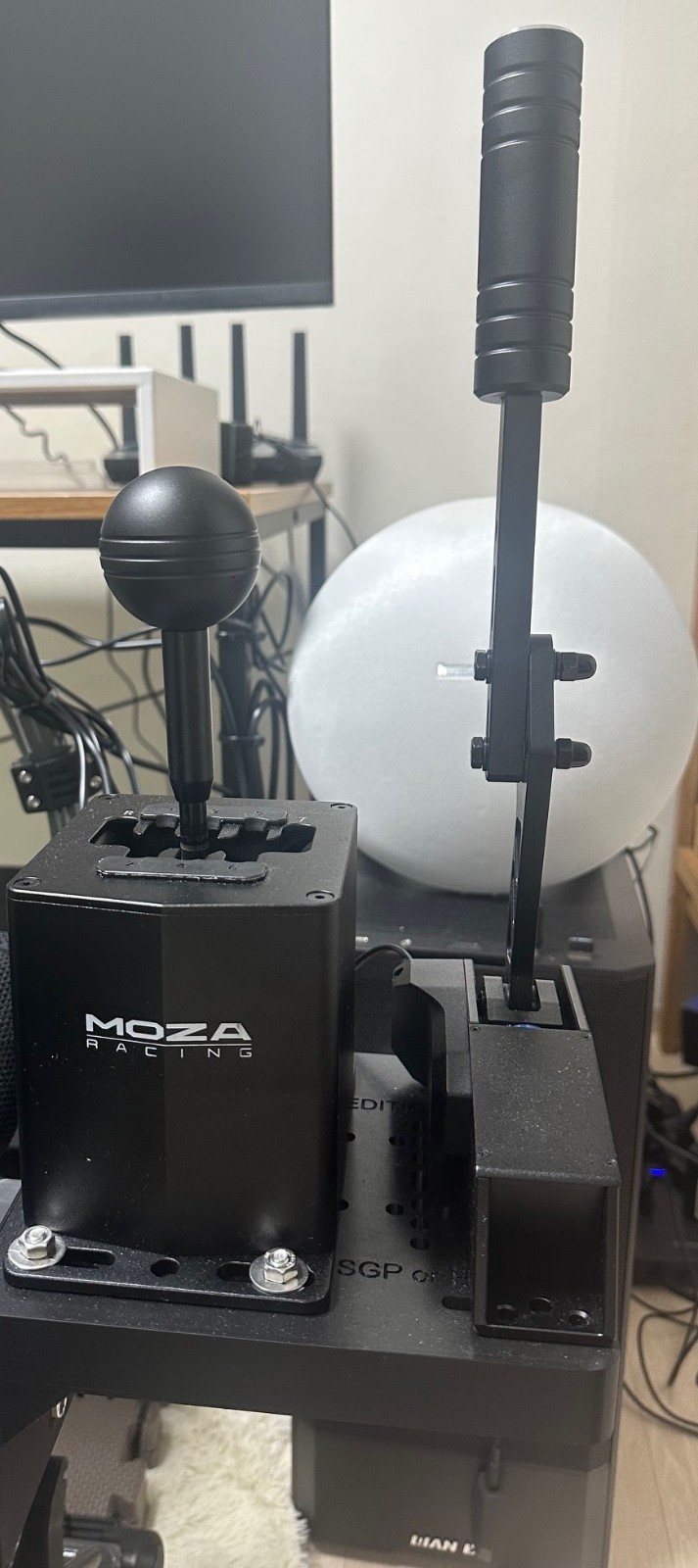 Playseat Challenge MOZA HGP Shifter and HBP Handbrake or SGP sequential Mount