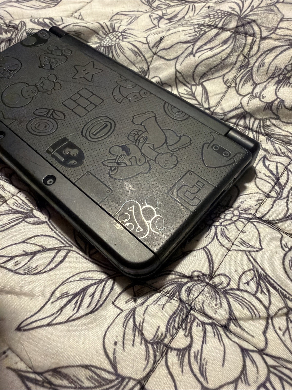 Nintendo 3DS Original Super Mario Edition 4GB Handheld System – Black