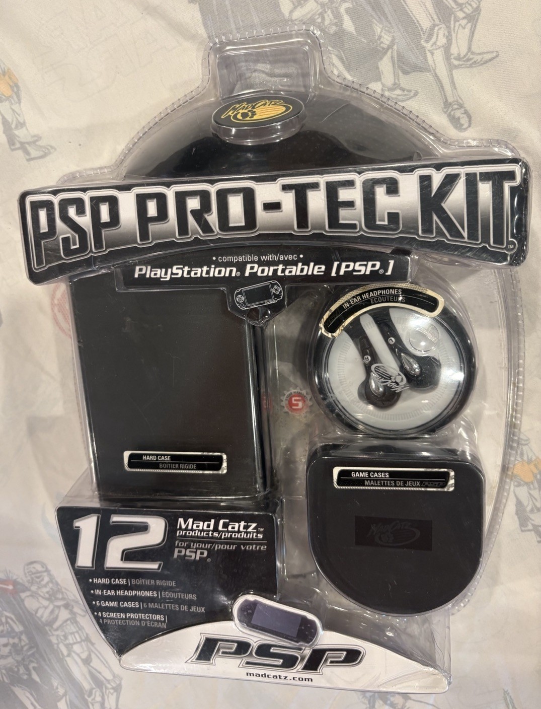 Mad Catz Sony PSP 12 pc Pro Kit w/ Headphones Brand New