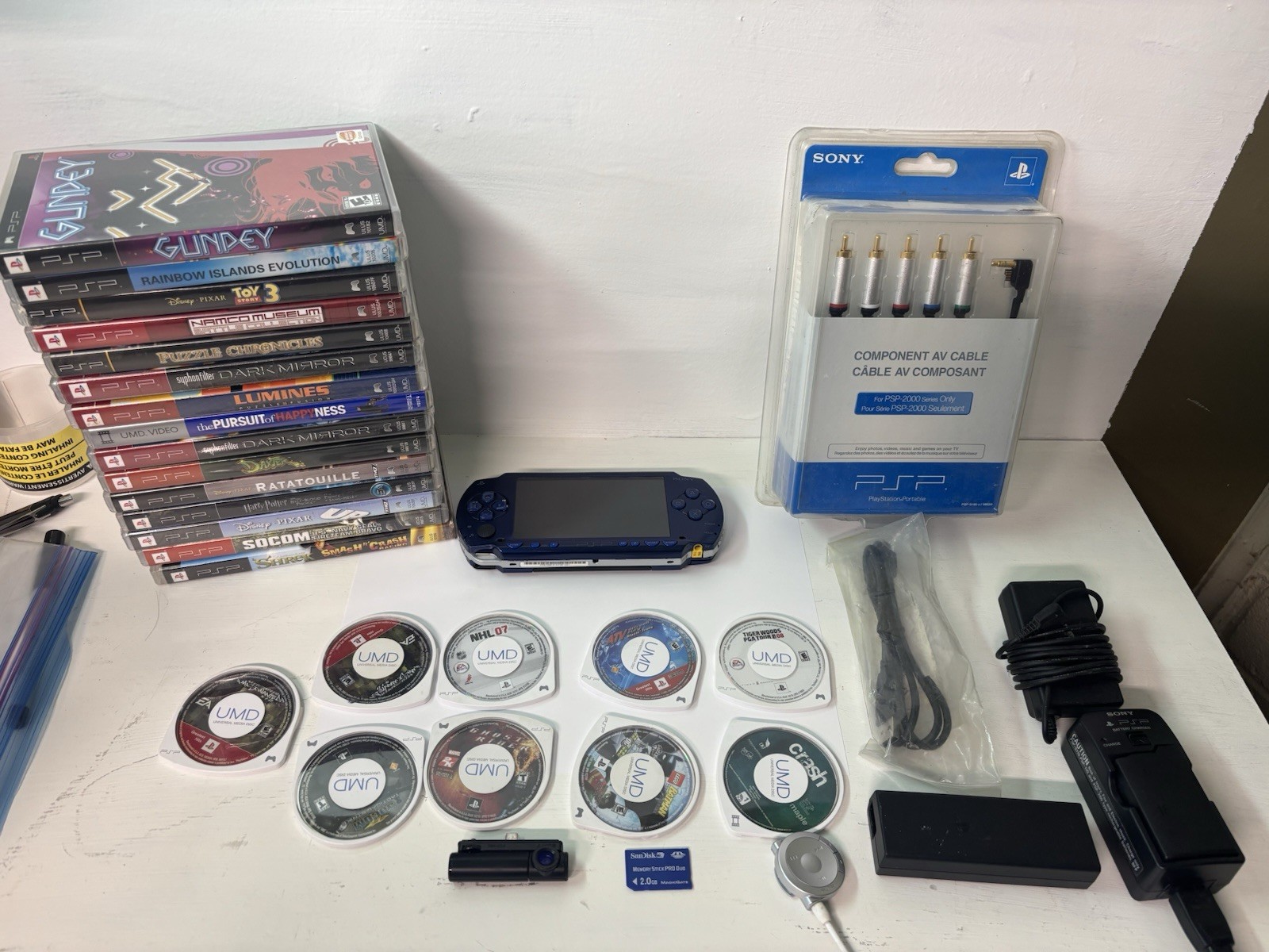 Sony PSP 1001 Bundle – 24 Games/UMDs, Charger, Case, AV Cord + More (read)