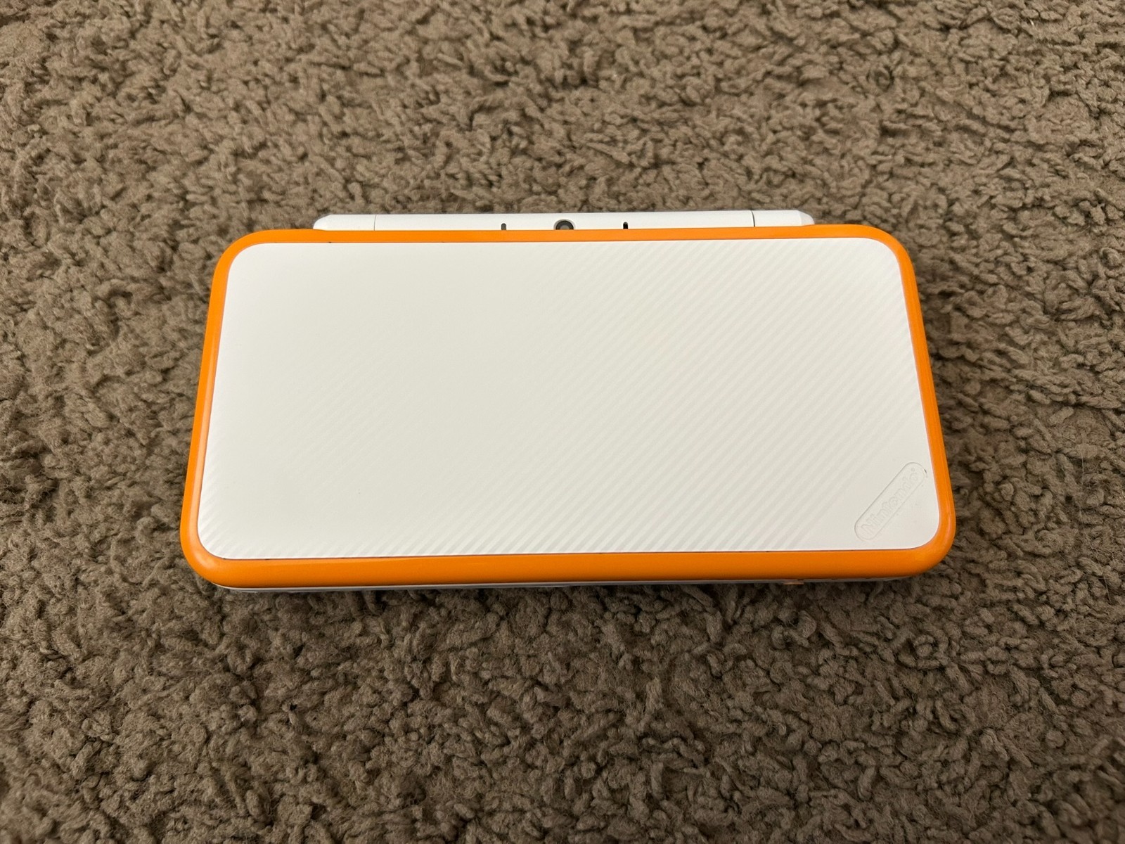 Nintendo 2DS XL Handheld System White & Orange+Zelda: Ocarina of Time bundle lot