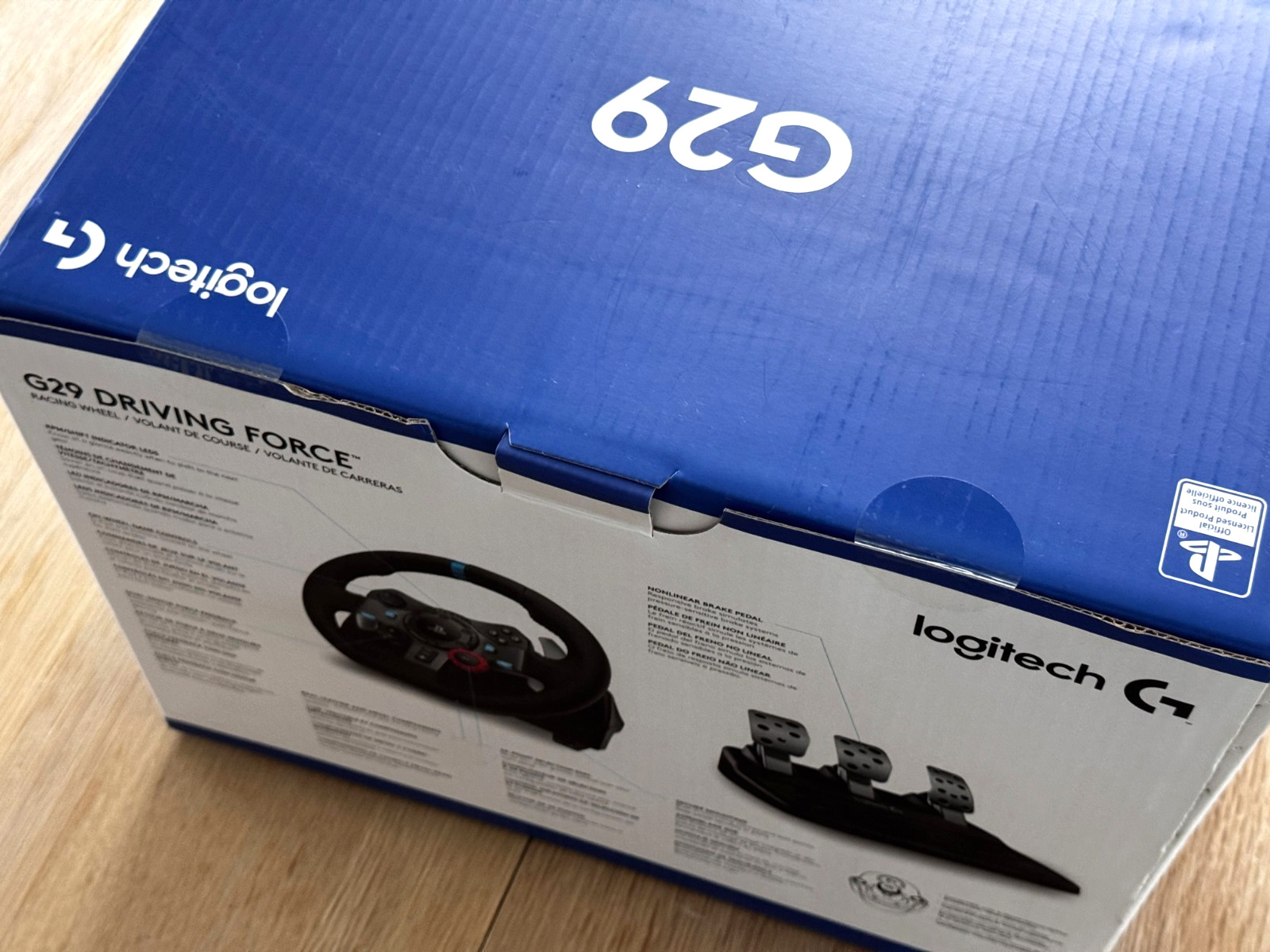 NEW – Logitech G29 Driving Force Racing Wheel & Pedals PS5 PS4 PS3 SEALED