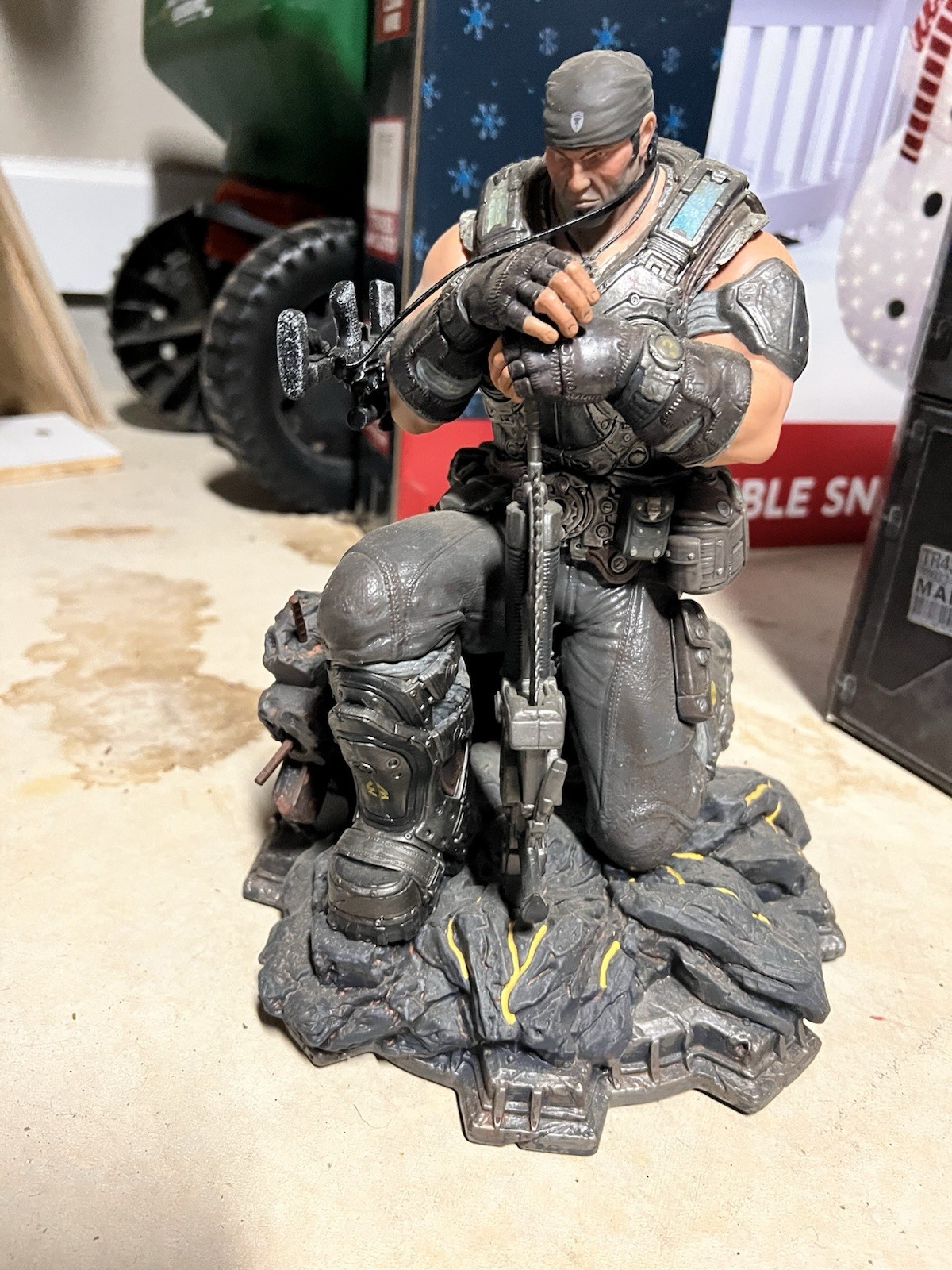 Gears of War 3 Marcus Fenix Collectible Statue