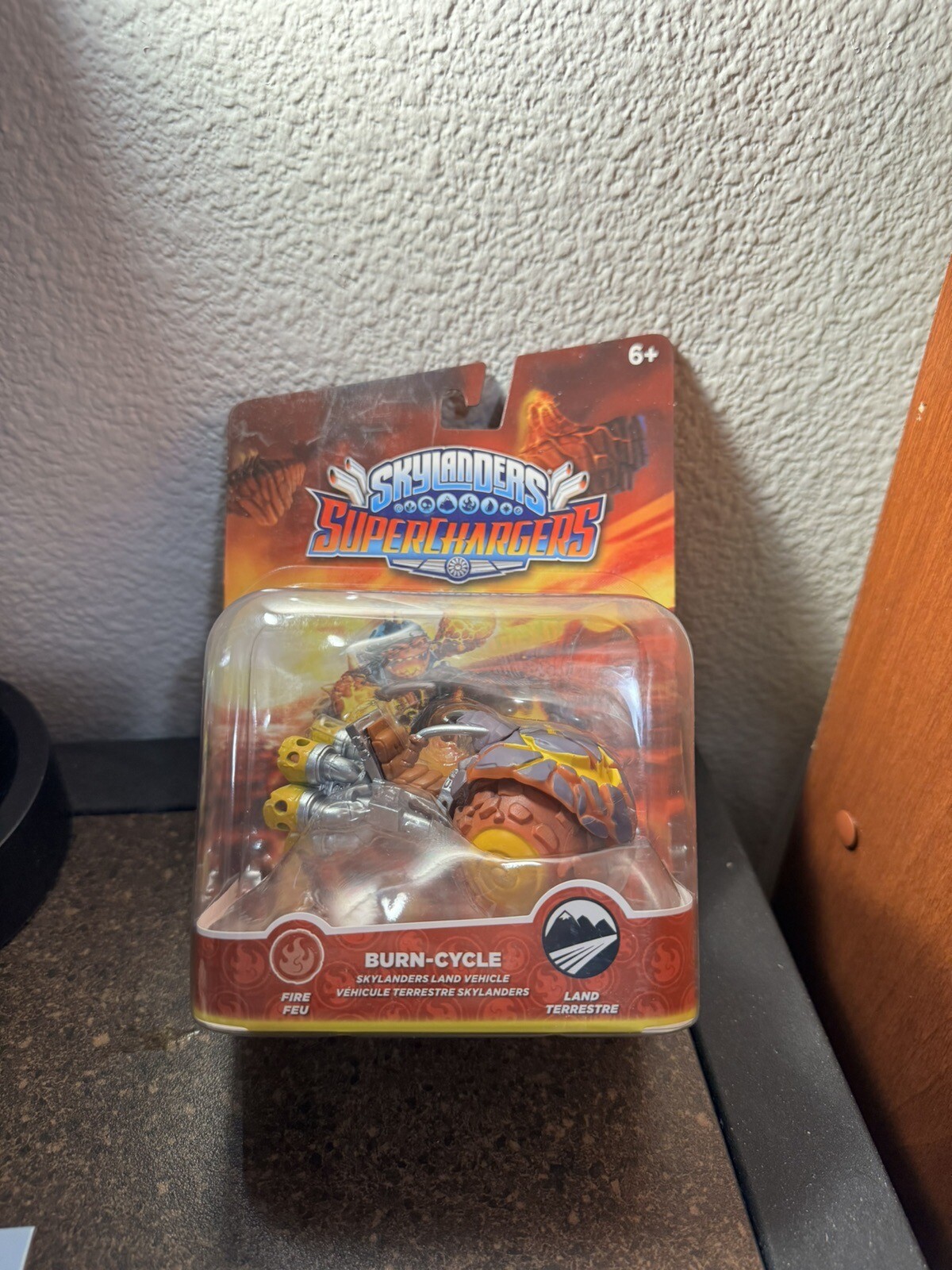 SKYLANDERS Superchargers – Burn-Cycle – NEW