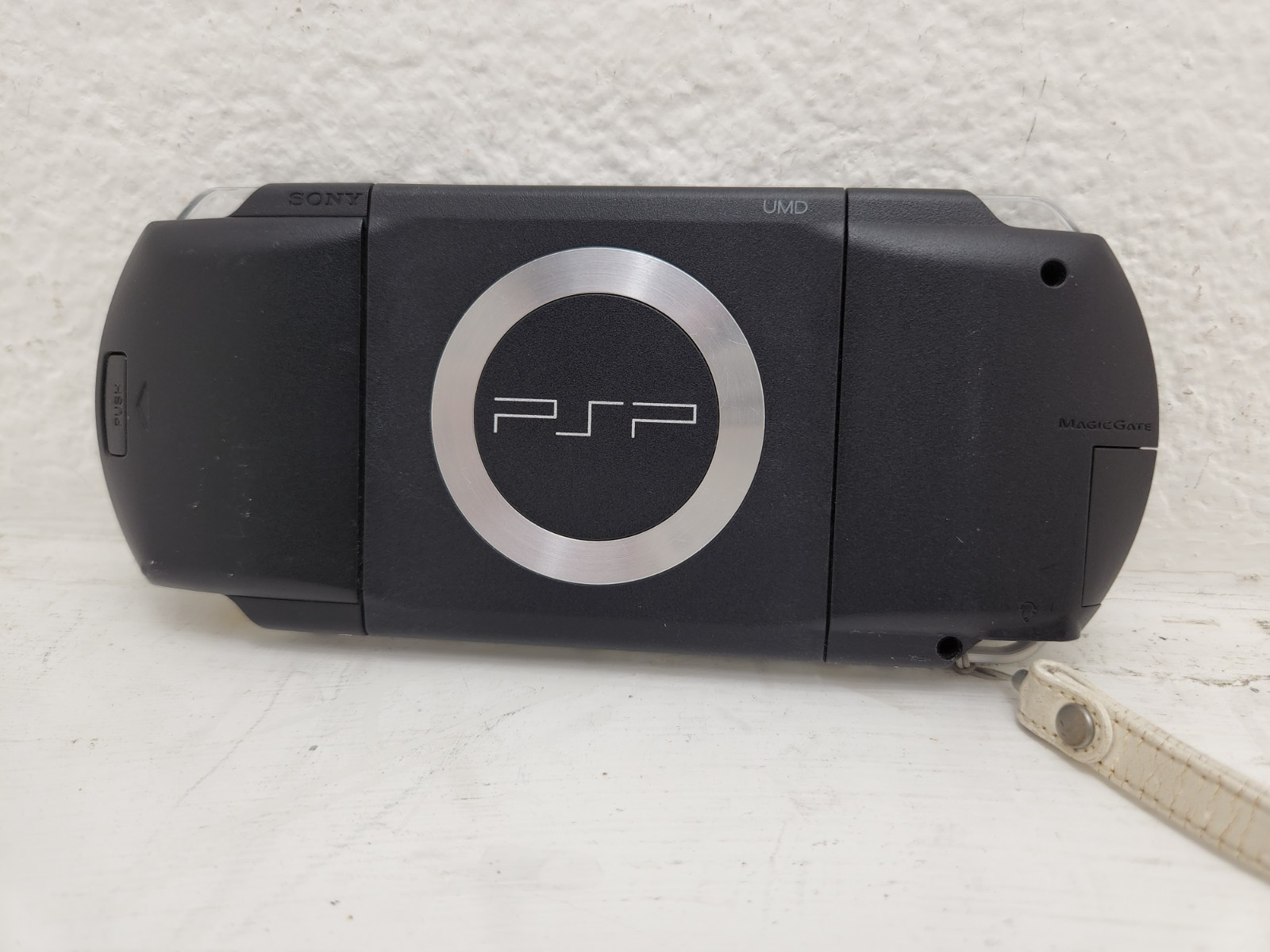 Sony PSP 1001 handheld console only – Fully Functional
