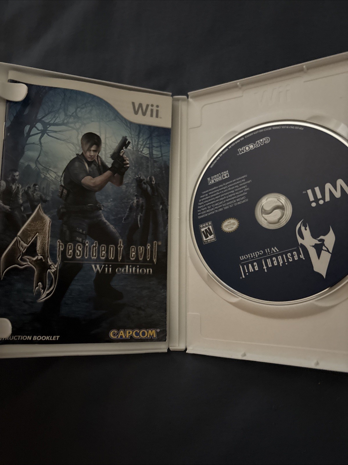 Resident Evil 4 — Wii Edition (Nintendo Wii, 2007)