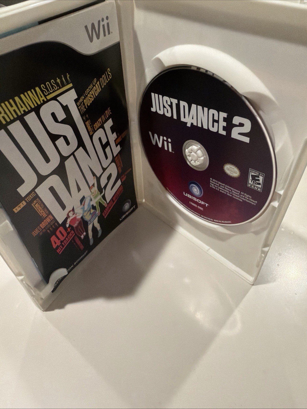 Just Dance Wii Bundle! Just Dance Greatest Hits, 2 ,3, & 4!!!!