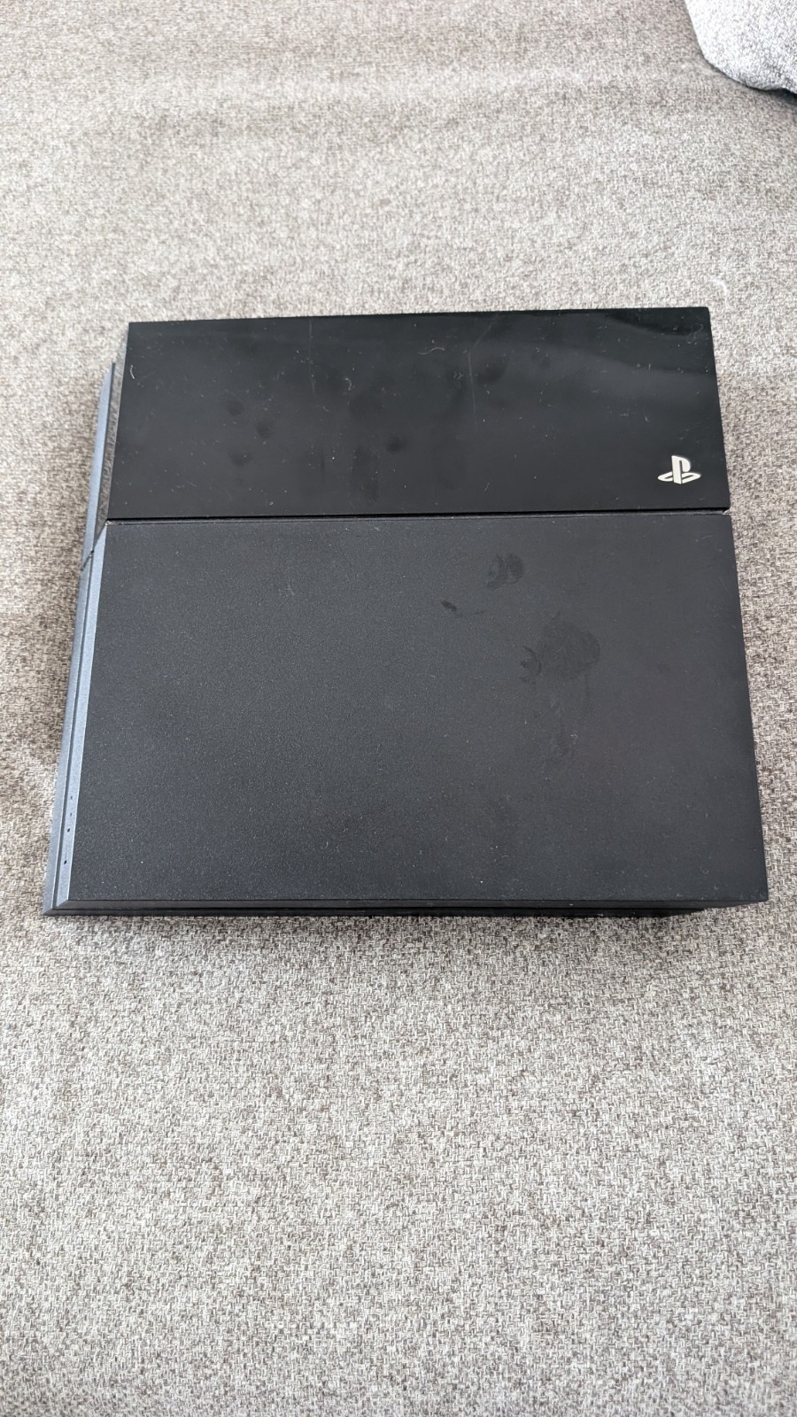 Sony PlayStation 4 500GB Console PS4 w/ Games Bundle READ