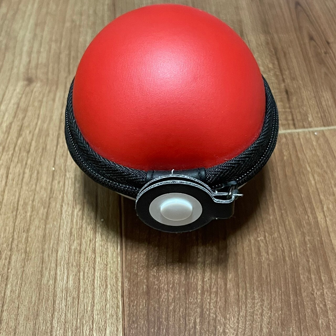 Pokeball Poke Ball Plus With HORI case Pokemon Nintendo Switch Go Pikachu Eevee