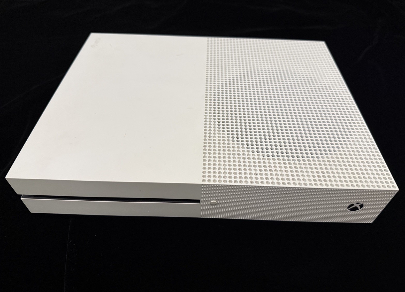 Microsoft Xbox One S (Model 1681) 500GB White Gaming System Console Only, Tested
