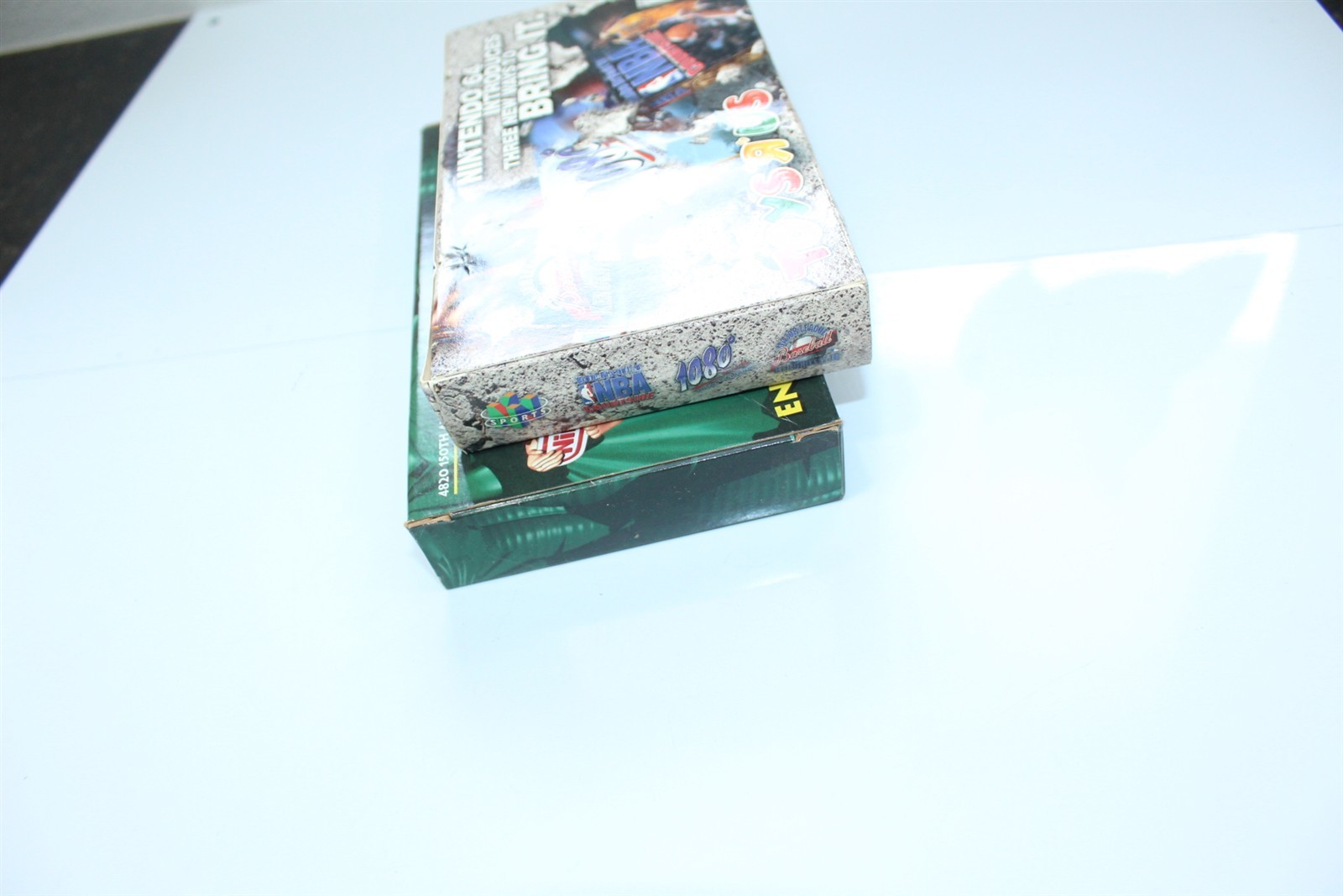 Vintage Nintendo 64 Toys R Us Promo & Donkey Kong Country VHS Promo Video Tapes
