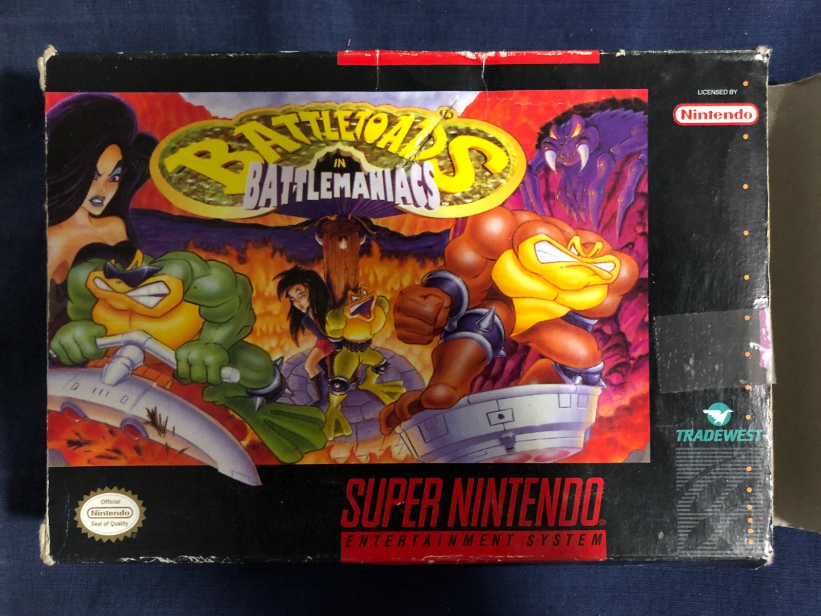 Battletoads in Battlemaniacs (SNES) (Majesco) CIB Damaged Box, Untested