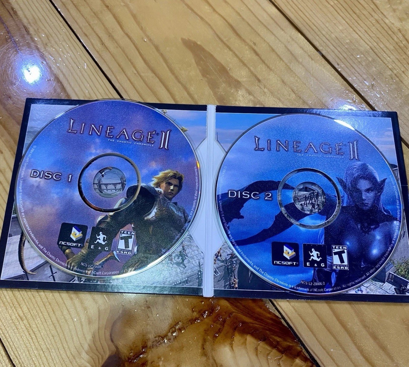 Lineage II – The Chaotic Chronicle for PC CD ROM 2 Disk Set ncsoft