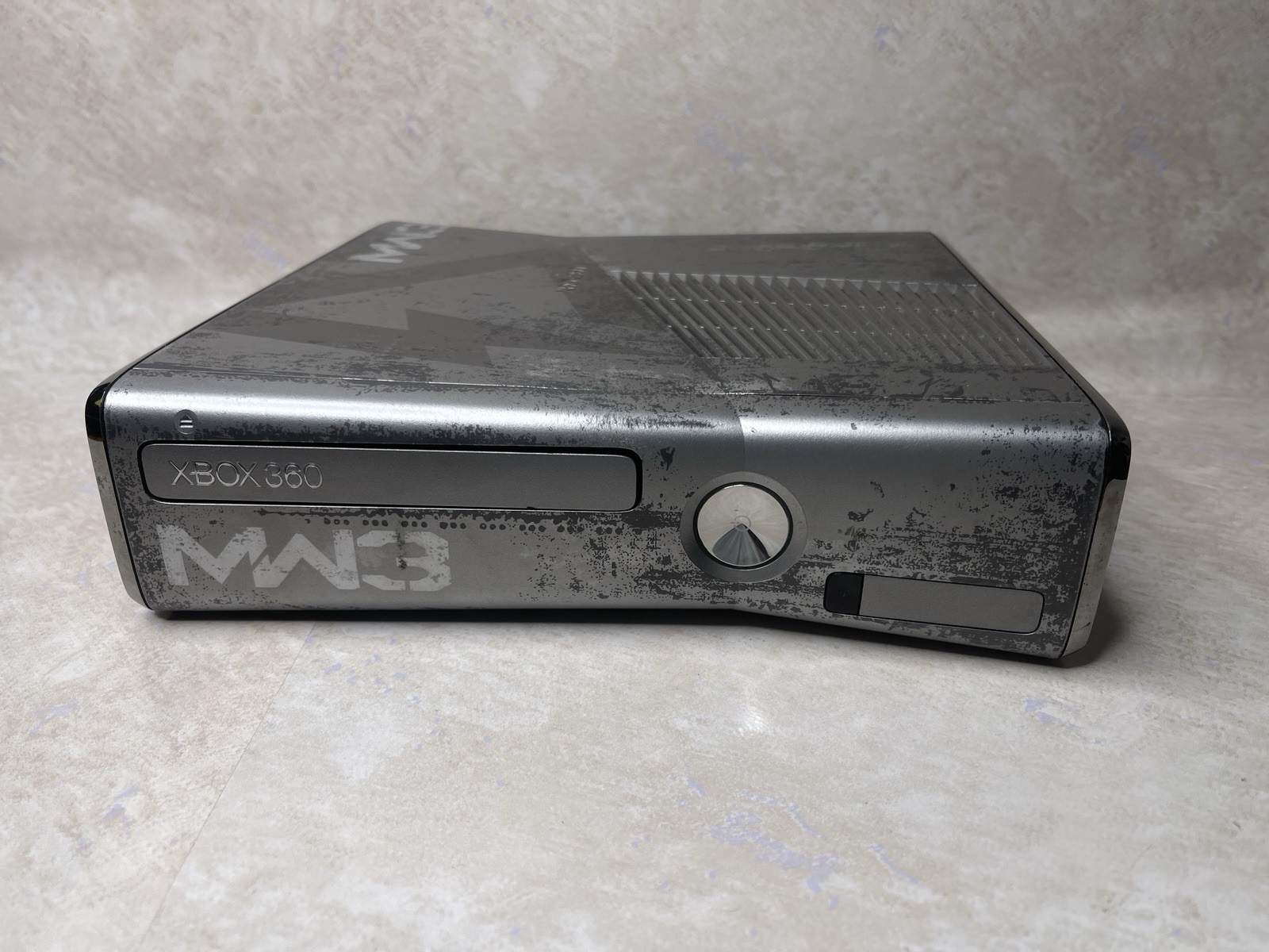 Microsoft Xbox 360 S Call of Duty: Modern Warfare 3 Limited Edition Console