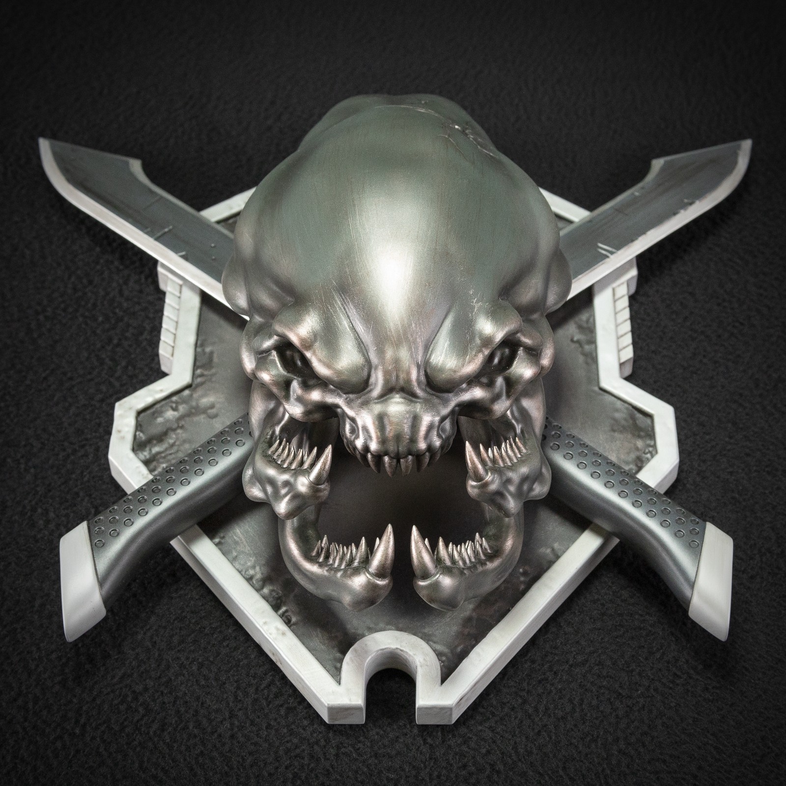 Halo Legendary Icon Sculpture Wall Mount (Grunt Edition)