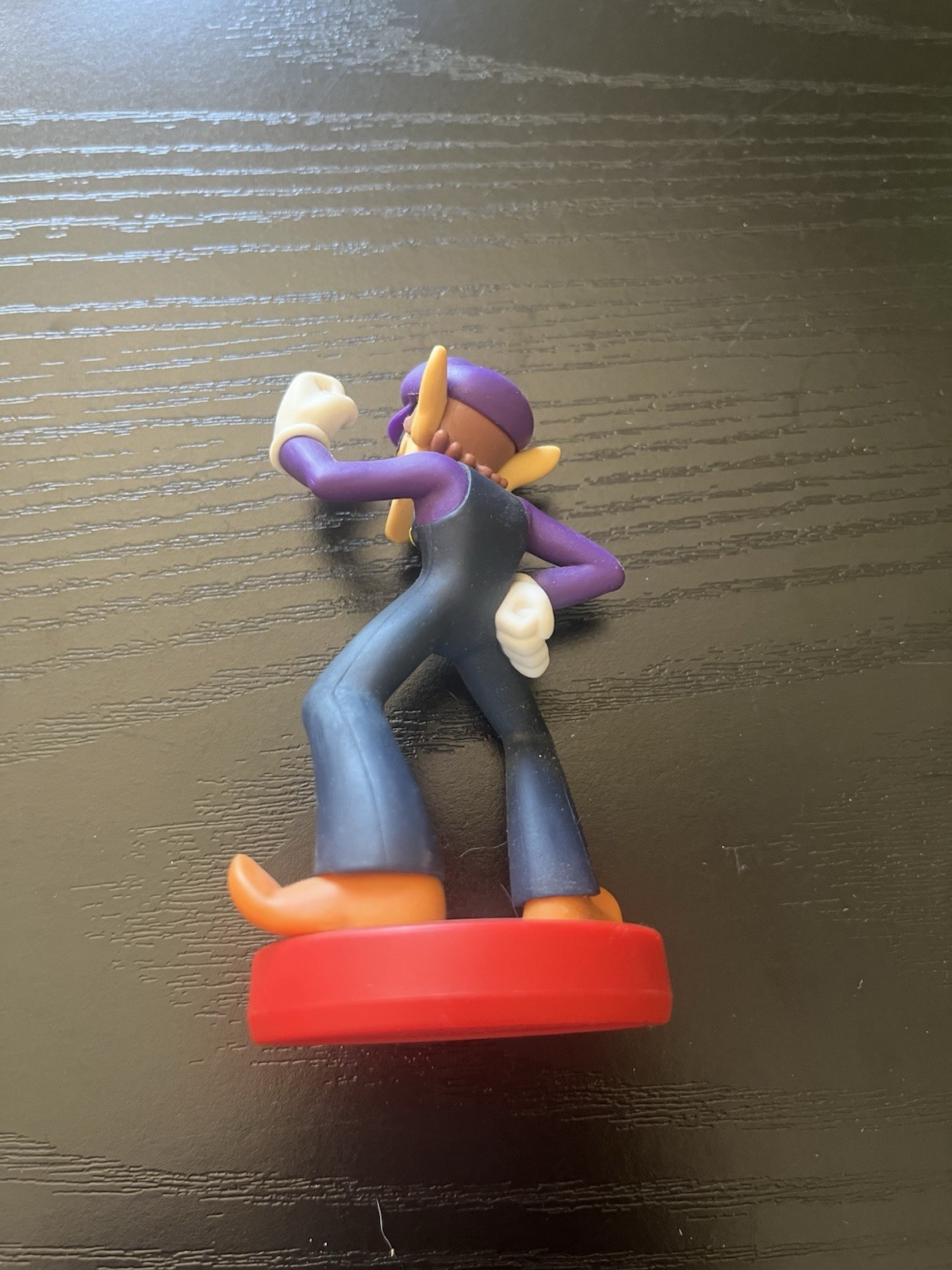 Nintendo Super Mario Series Waluigi Amiibo