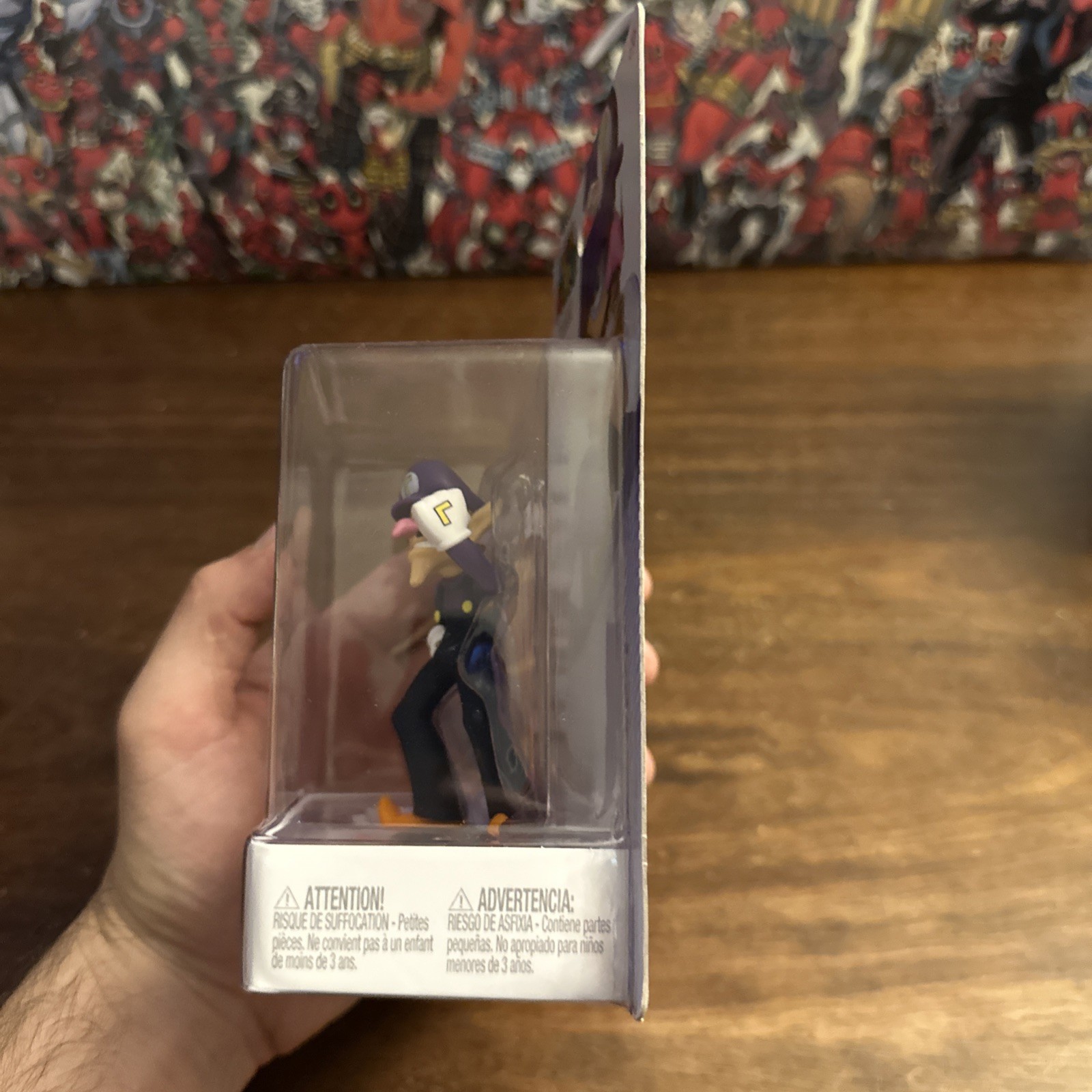 Waluigi Amiibo Figure – Nintendo (Super Mario Series) Brand New – Factory Sealed