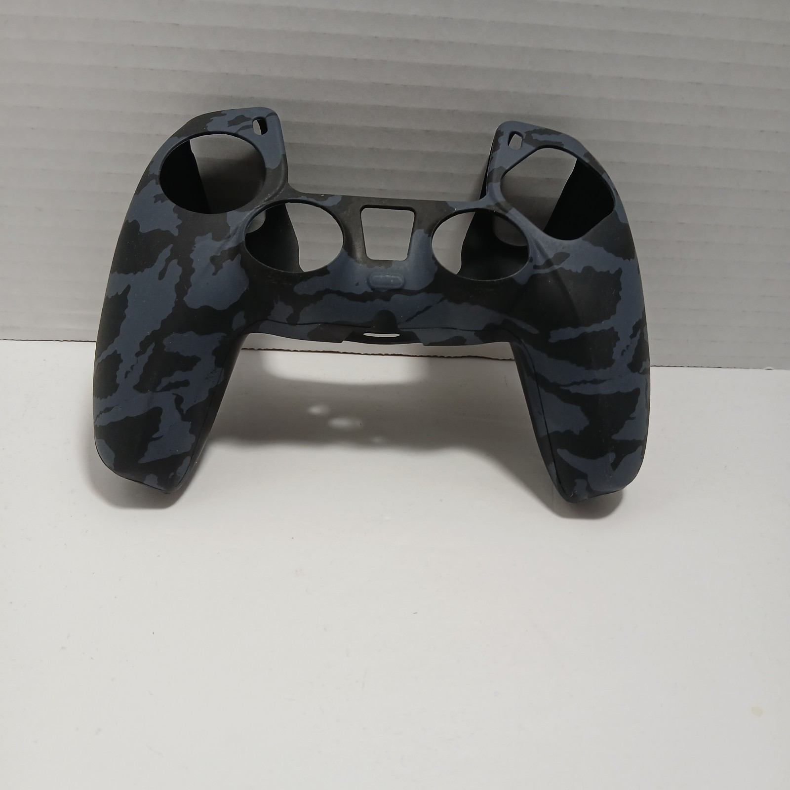 PS5 Controller Black/Grey Camo Cover