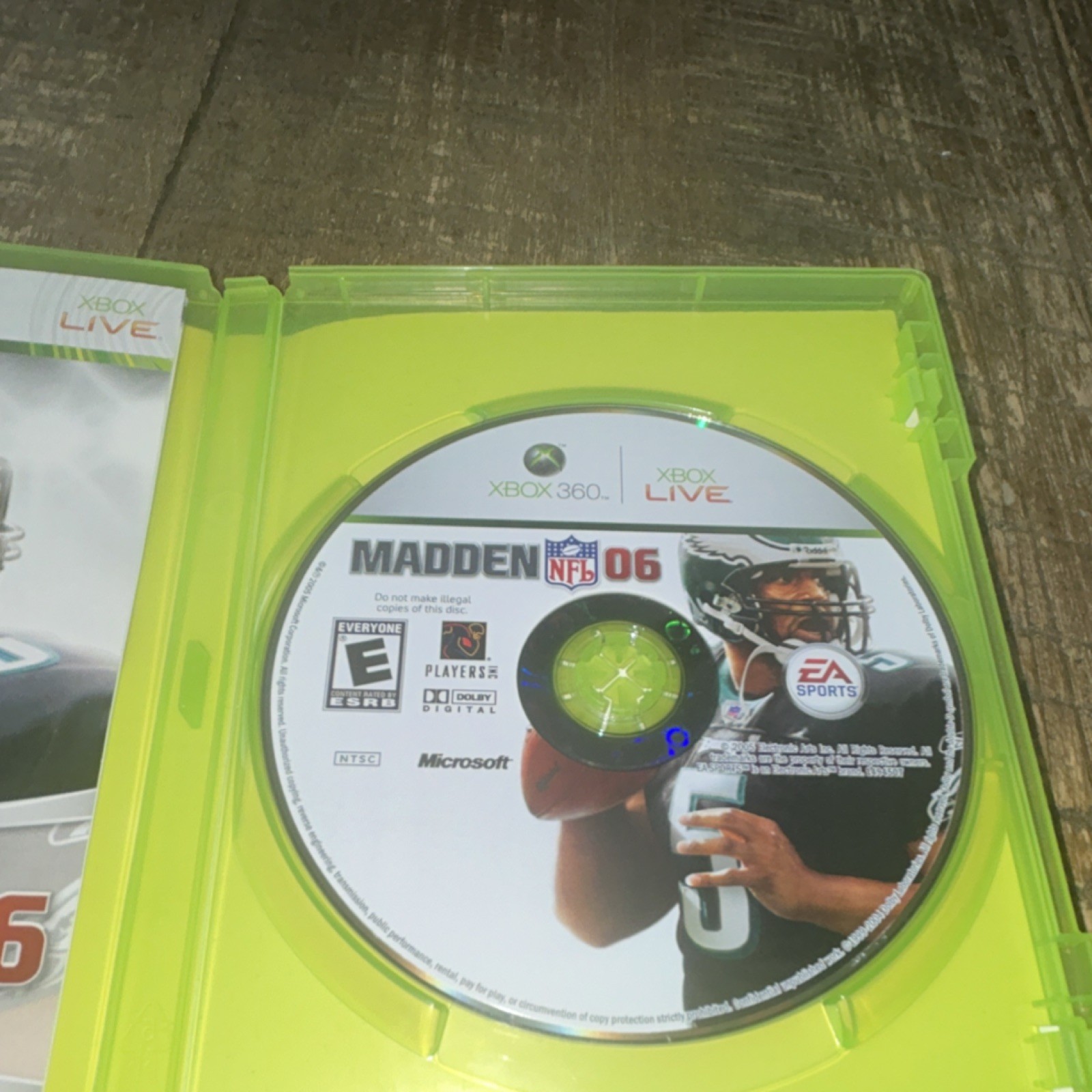 Madden NFL 06 EA SPORTS Xbox 360 Xbox Live Manual Included American Football