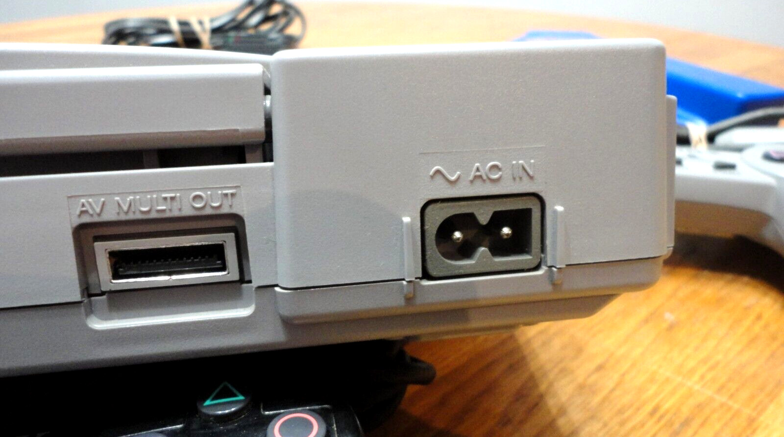 Sony PlayStation 1 PS1 Console Bundle + 2 Controllers & Dragon Hack – SCPH-7501