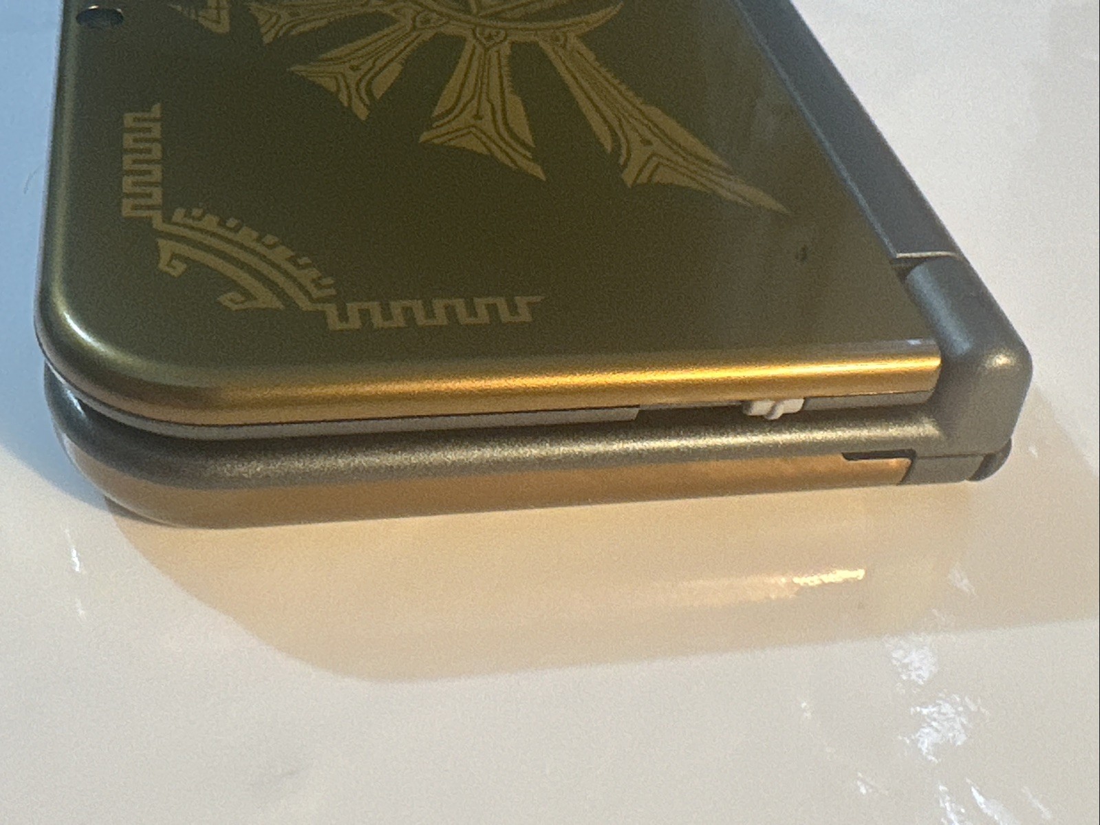 New Nintendo 3DS XL – Zelda Hyrule Edition – Complete CIB – Tested