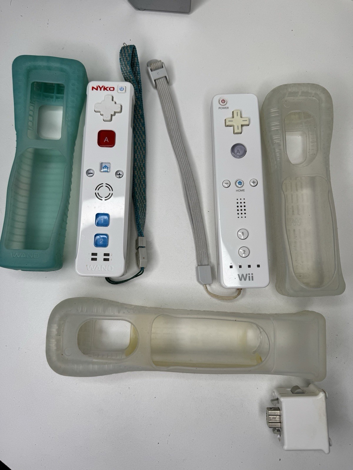 Nintendo Wii Console Bundle 4 Games 2 Remotes Motion Plus Wheel Box Tested