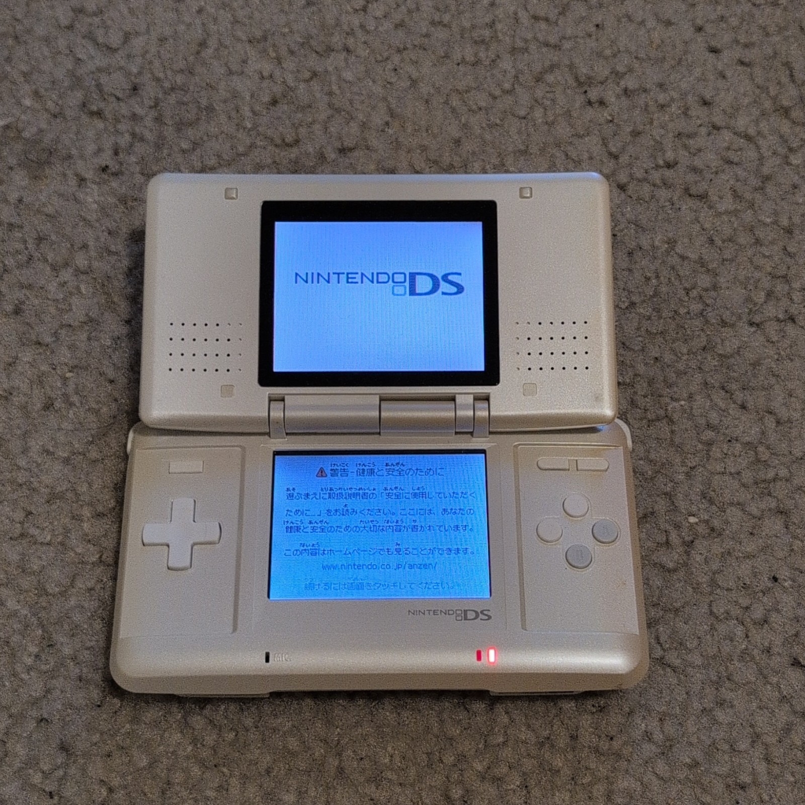 Nintendo DS White Console Tested And Working With Stylus, NO CHARGER