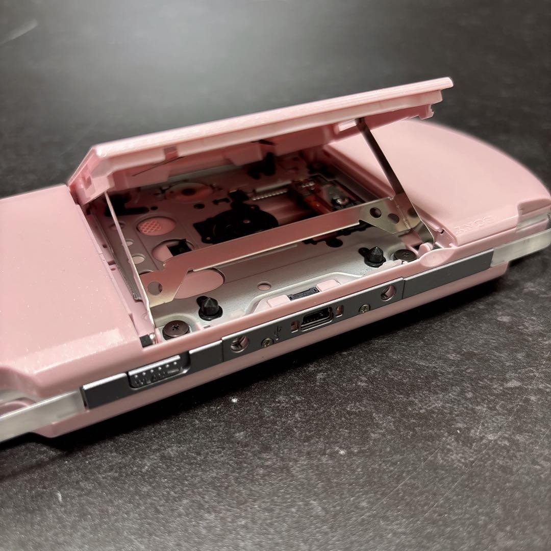 Near Mint Sony PSP-3000 PSP 3000 Console Pink Region Free Value Pack