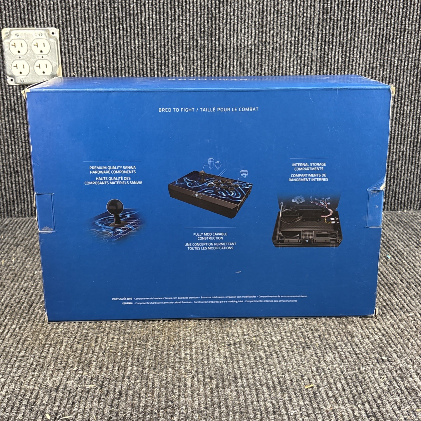 Razer Panthera Arcade Stick Street Fighter v Edition for PS4 and PS3