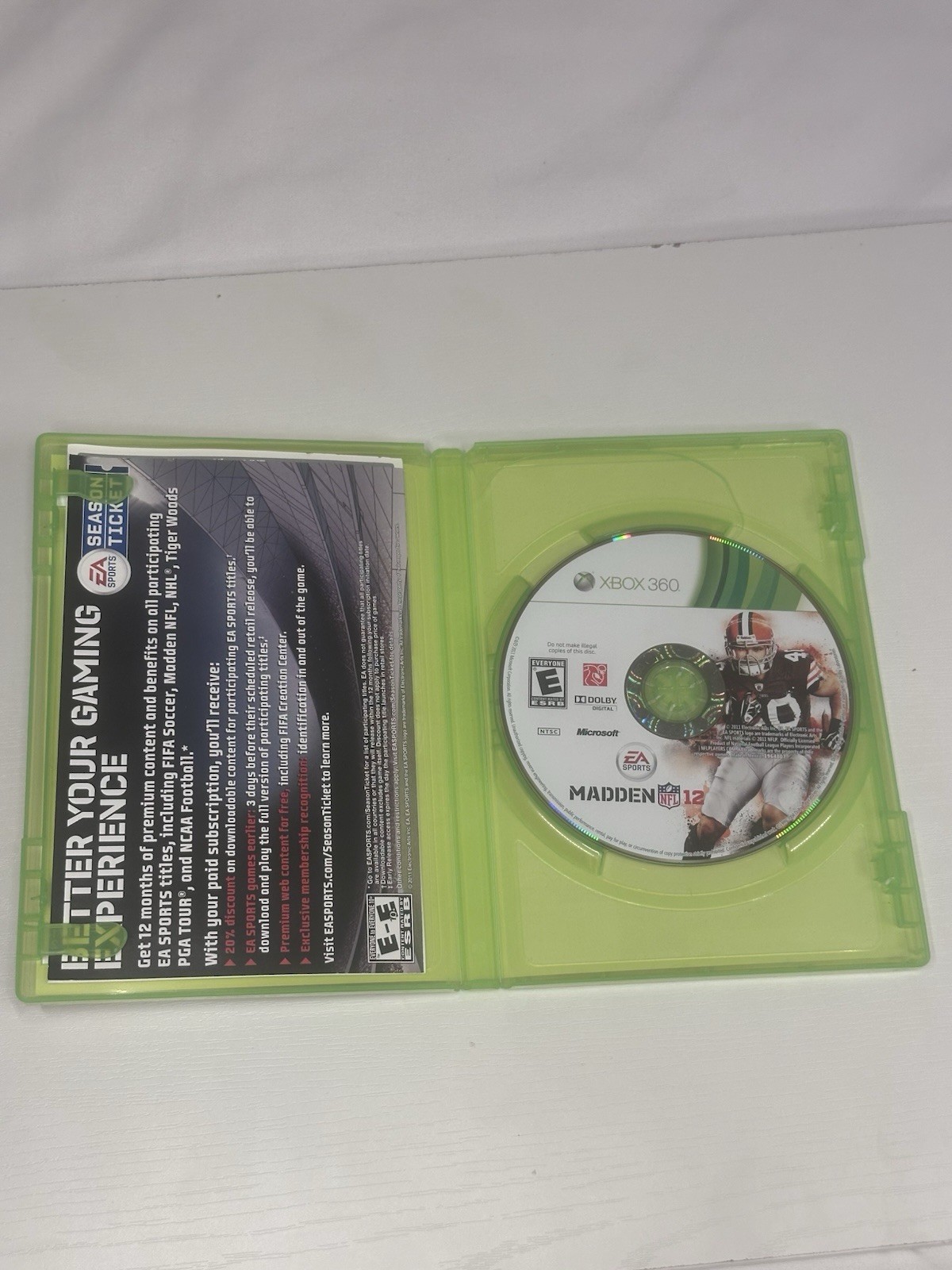 Madden NFL 12 Xbox 360 CIB EA Sports Football Game