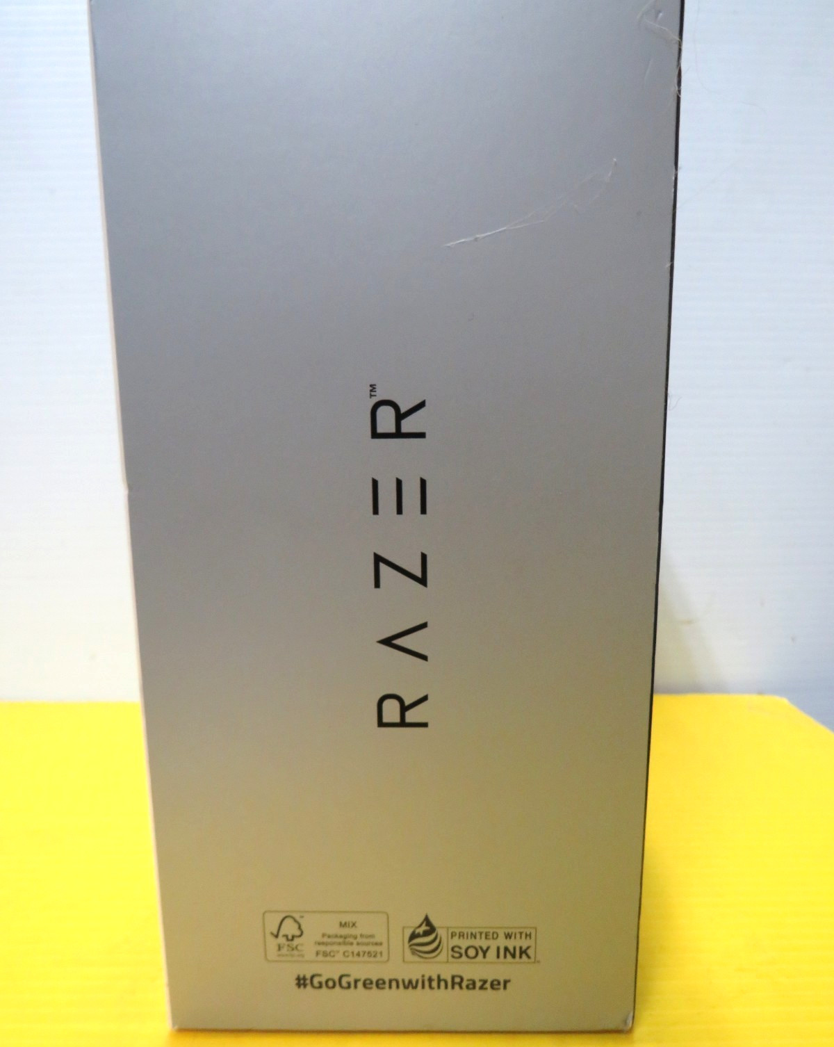 NEW Razer Barracuda X Mercury White RZ04-0443 Wireless Headset Multi-Platform
