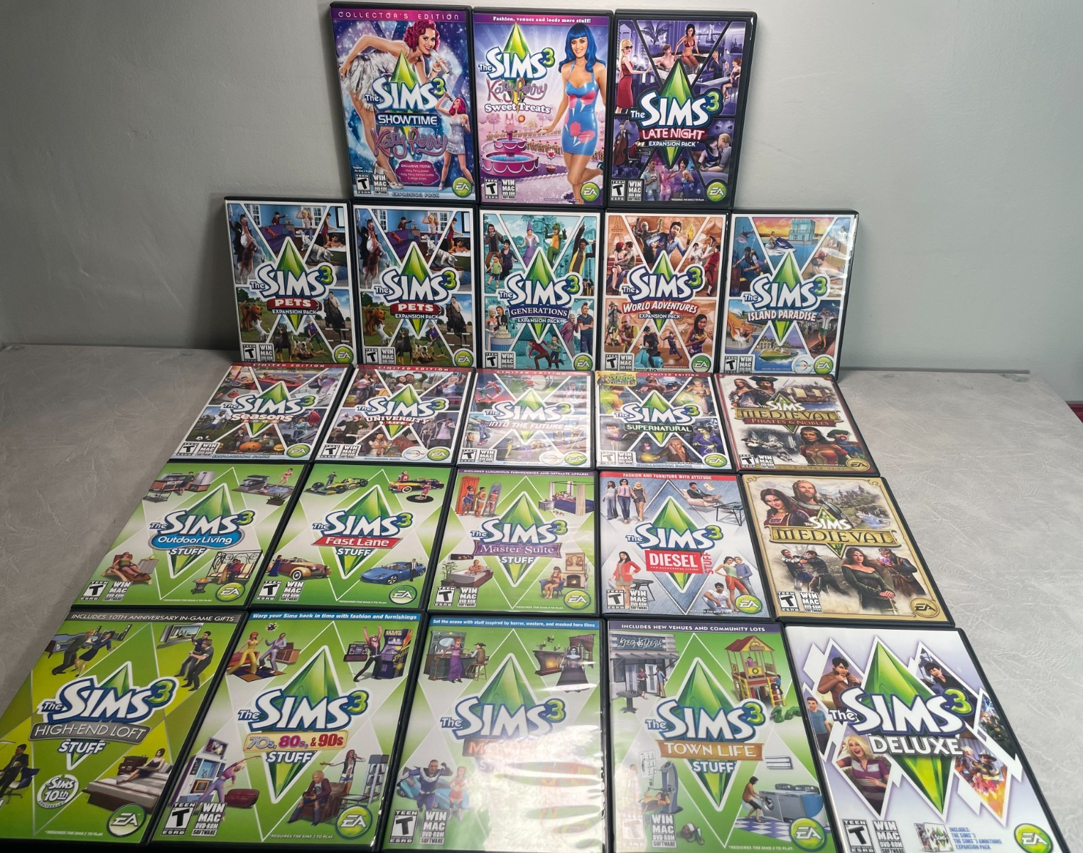 The Sims 3 PC Mac Lot of 22 Expansion Stuff Packs Limited Editions Medieval