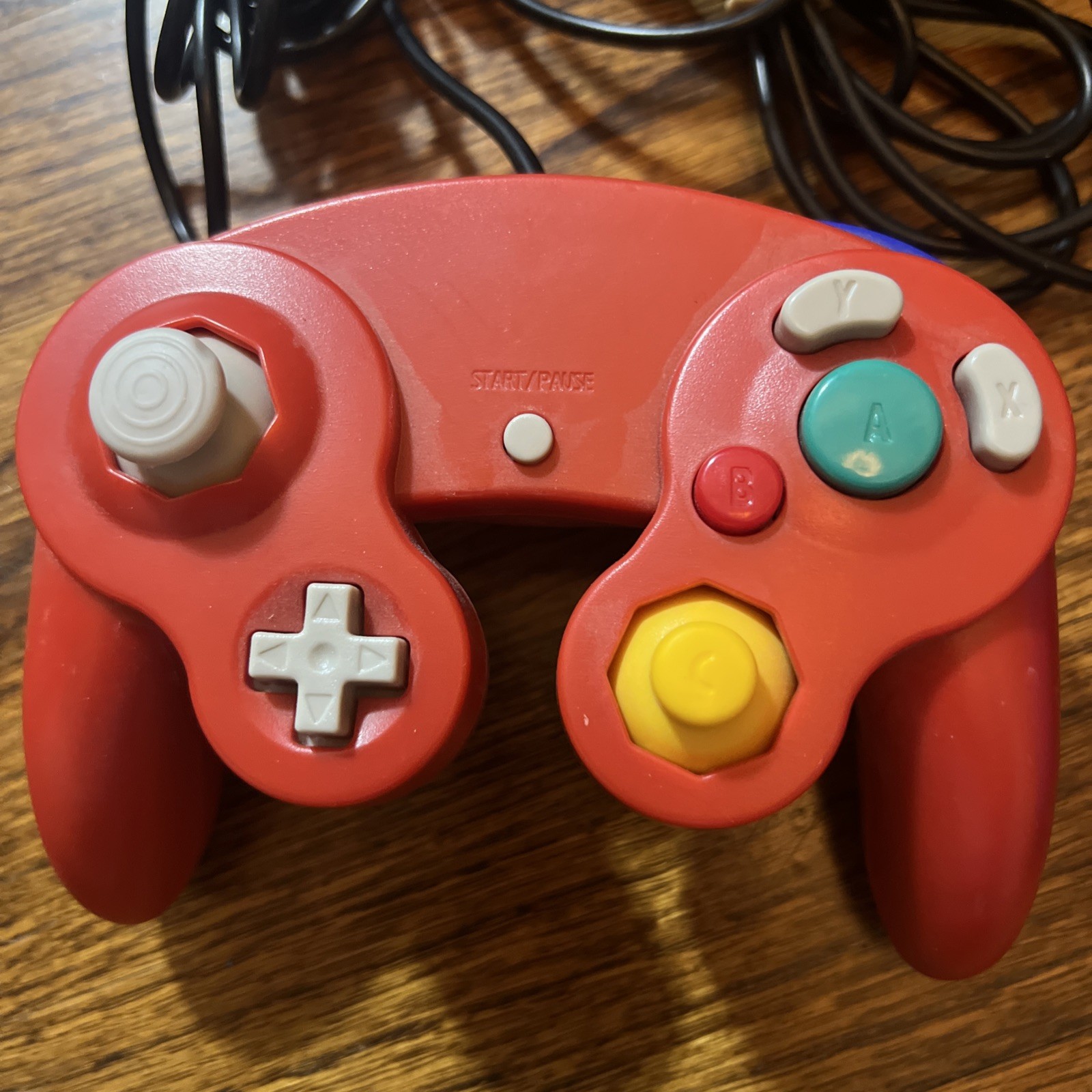 Nintendo Gamecube Wii Wired Controllers lot of 2 Red / Blue unbranded Untested