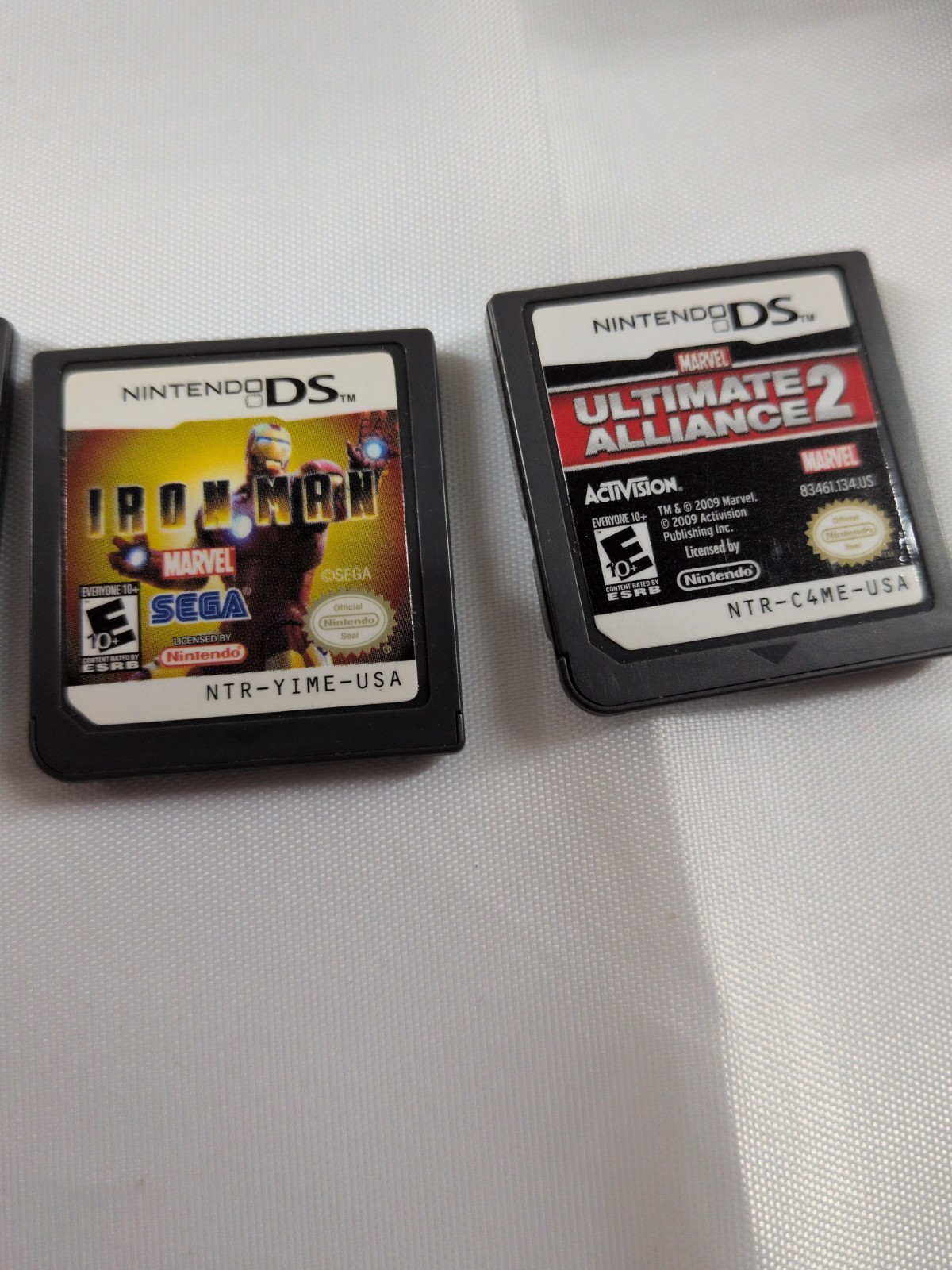 Nintendo 3DS Flame Red Handheld Console System CTR-001 & 4 Super Hero Game Lot