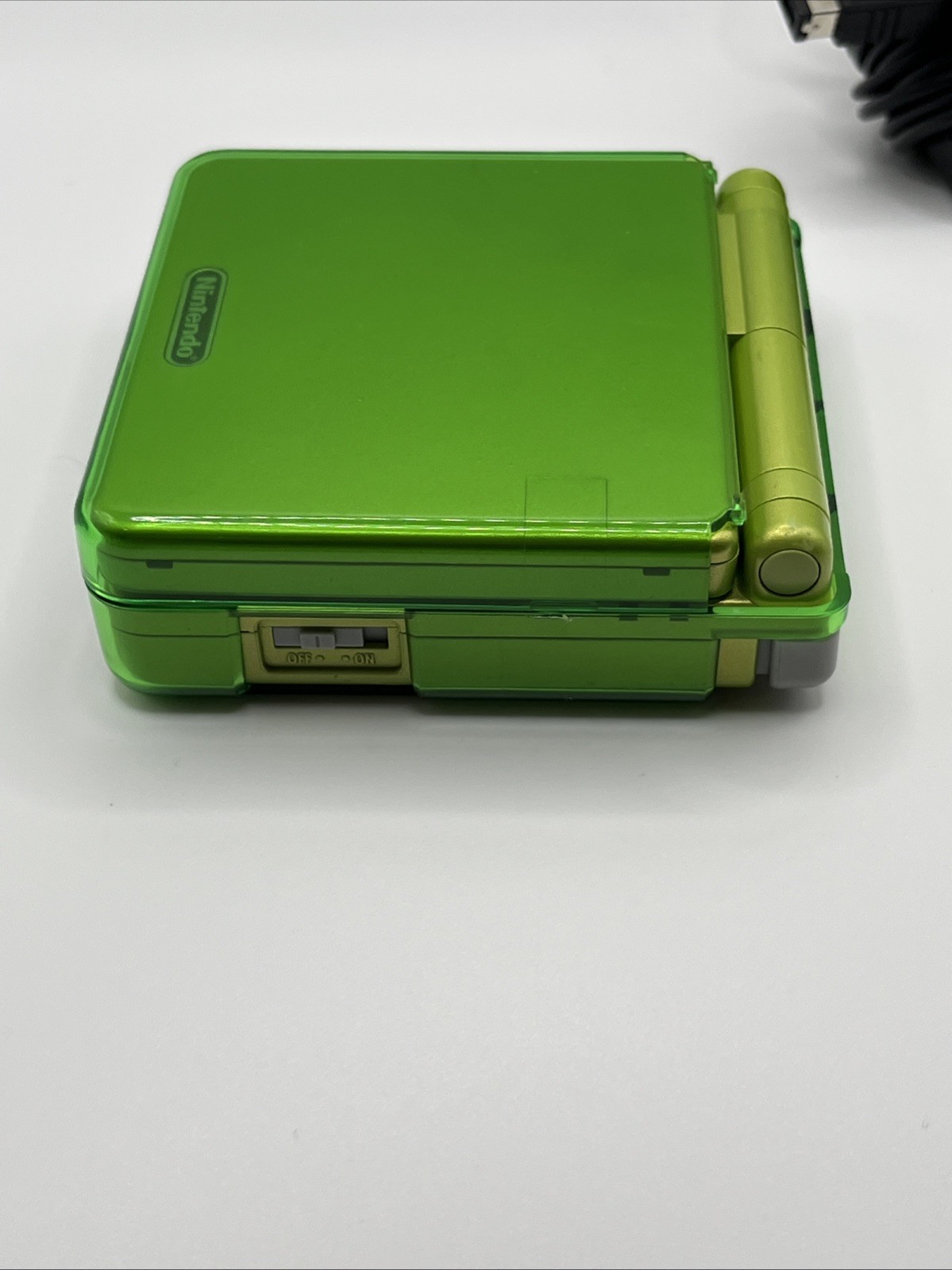 Nintendo Game Boy Advance SP Lime Green Edition W Charger – Case & Game