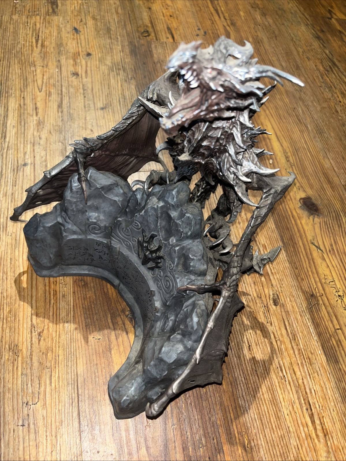 Authentic Skyrim Collector’s Edition Alduin Dragon Figure w/ Base