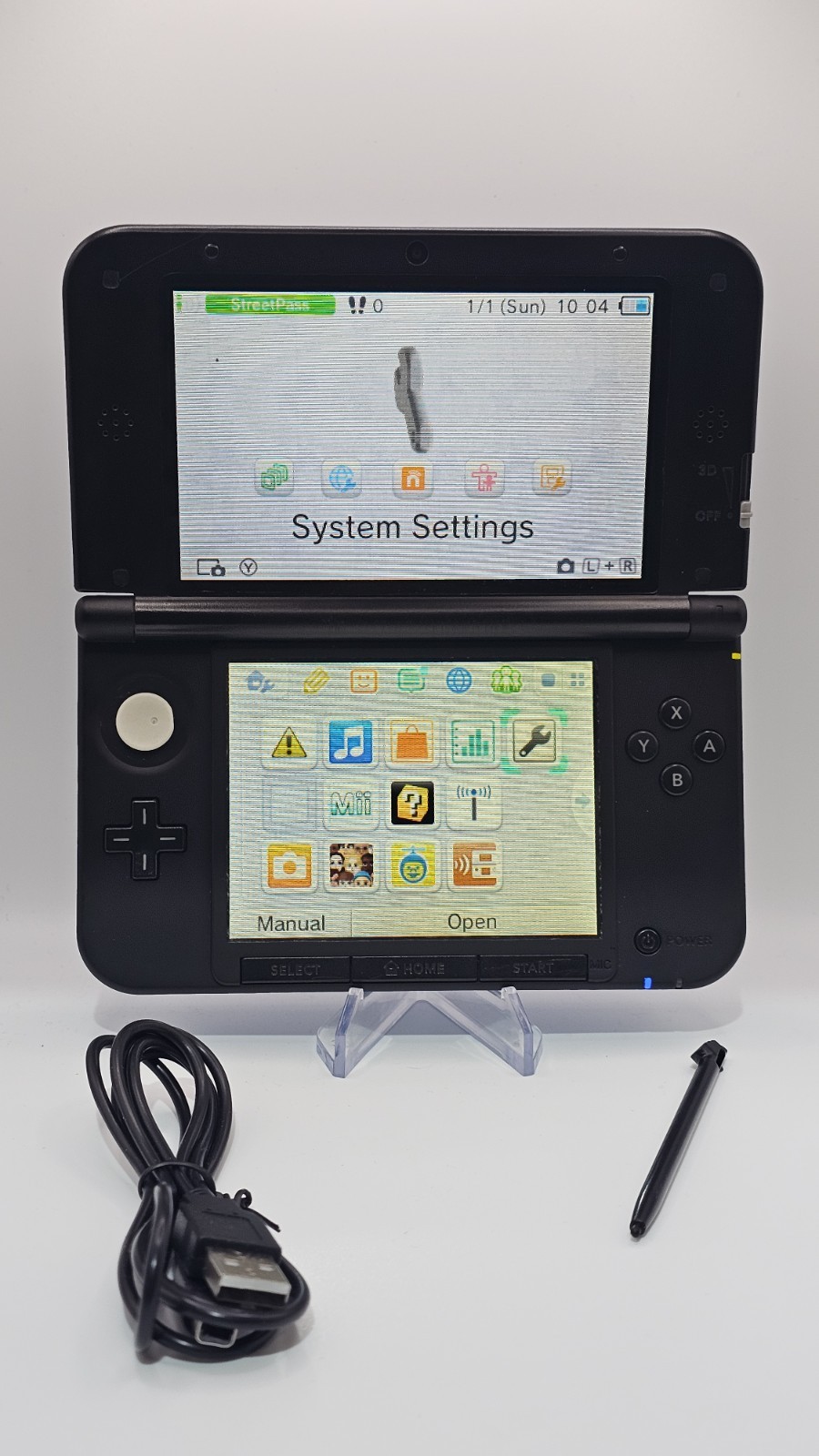 Nintendo 3DS XL Handheld System – Blue/Black With Charger And Stylus Good Tested