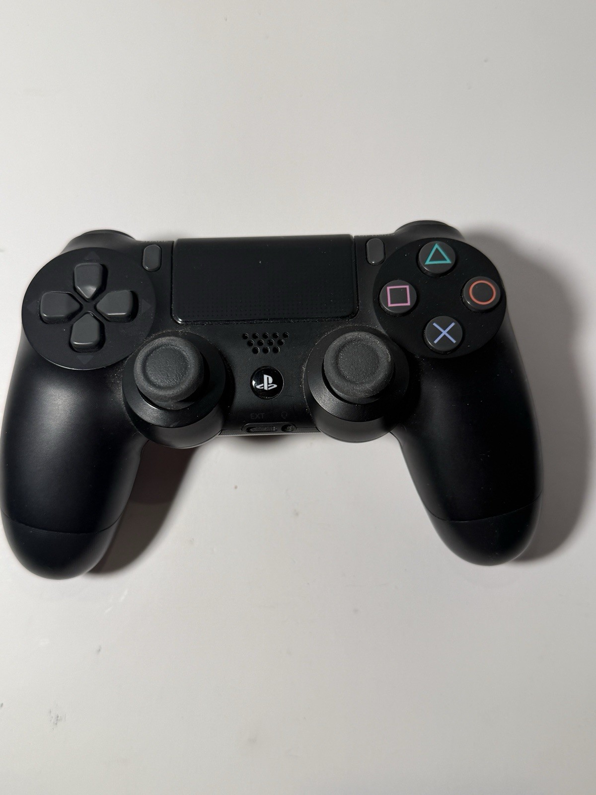 Sony PlayStation 4 PS4 1TB Black Console CUH-2215B HDR w/ Controller CIB Tested