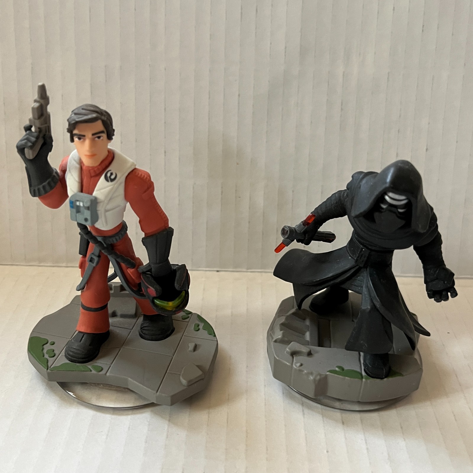 Star Wars Disney Infinity 3.0 with 10 Figures & 3 Playset Crystals Lot Bundle
