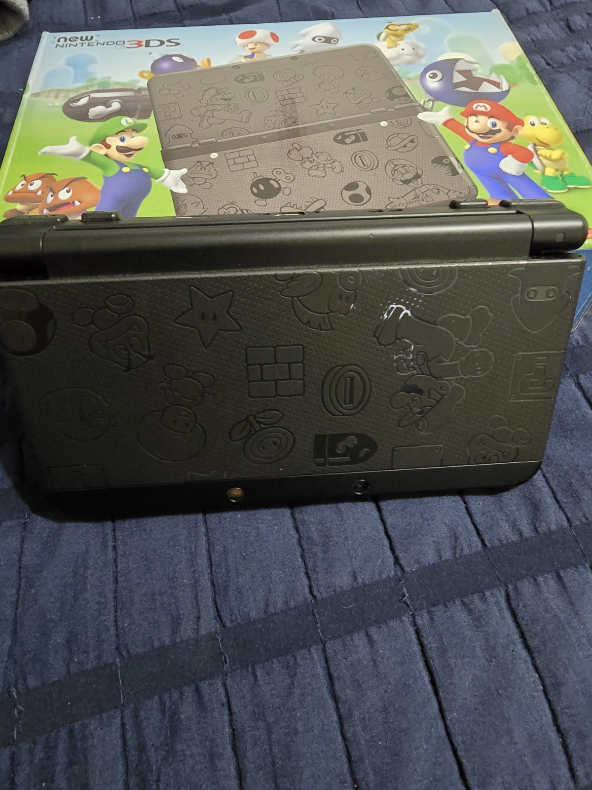 Nintendo 3DS Original Super Mario Edition 4GB Handheld System – Black
