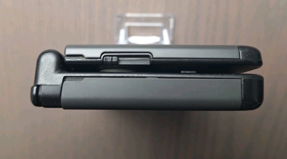 Nintendo New 3DS Black | Charger + 32GB SD Card | Region Free | USA TESTED