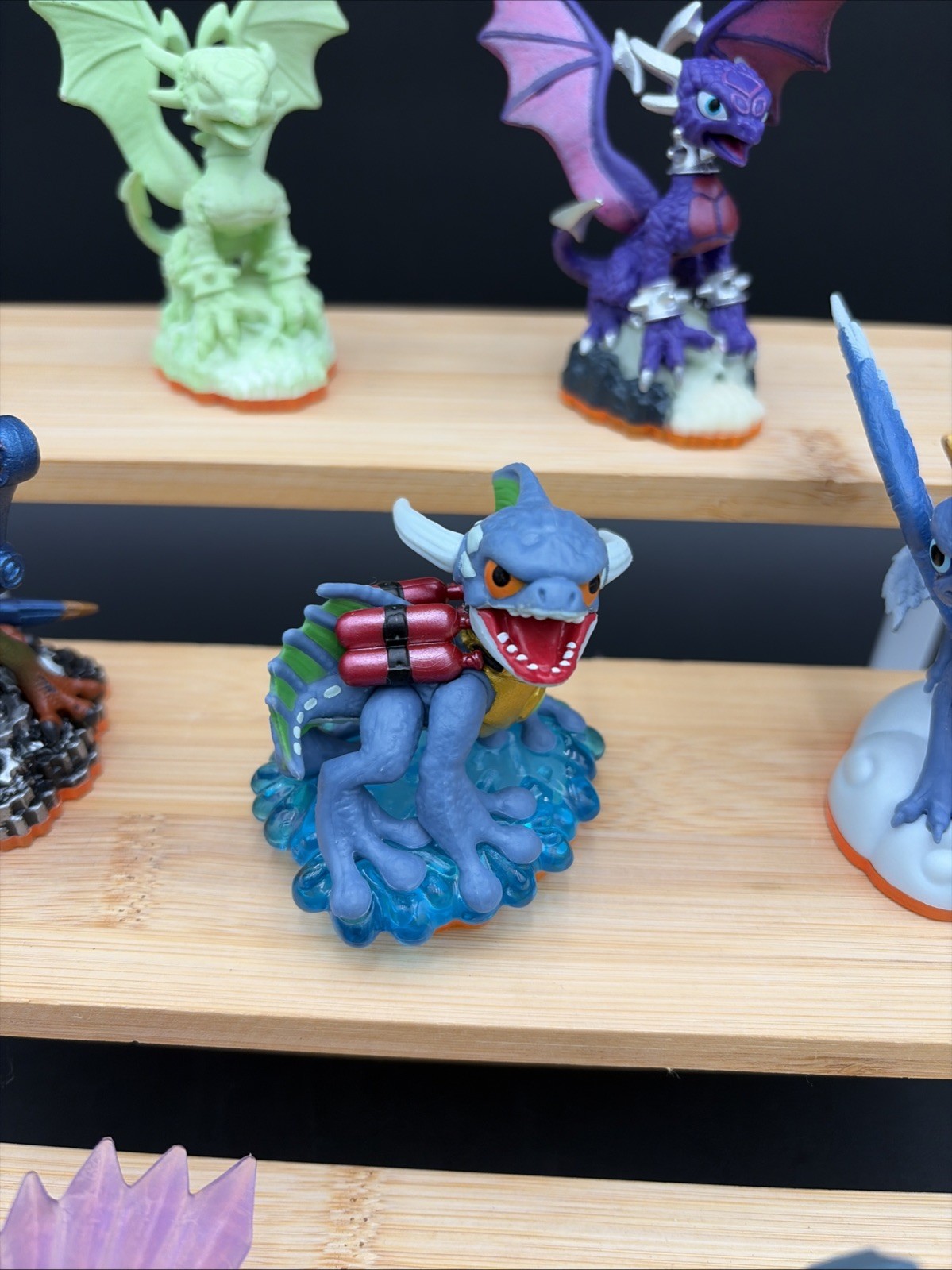 Skylanders Giants Lot Flashwing Drobot Cynder Zap Sonic Boom Jet Vac Orange Base
