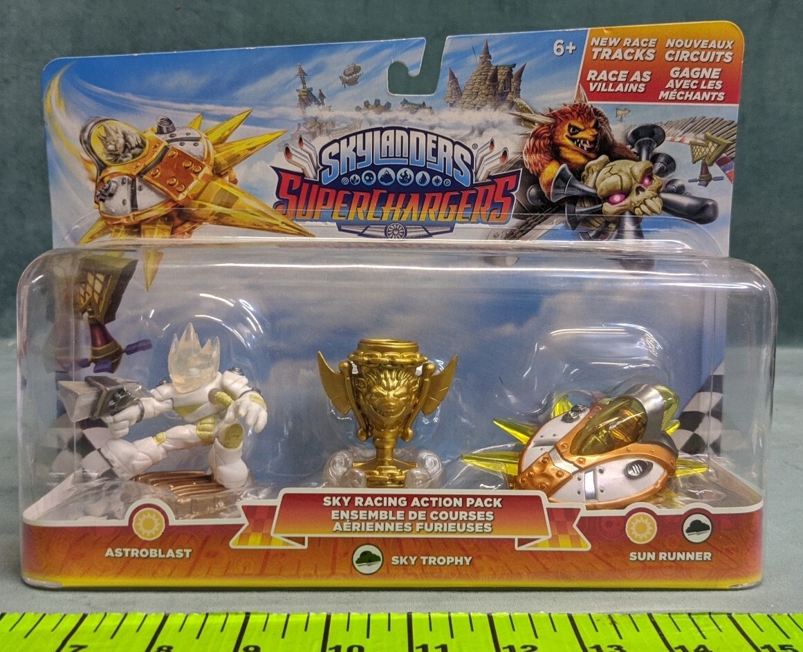 New Skylanders Superchargers Sky Racing Pack Astroblast Sky Trophy Sun Runner