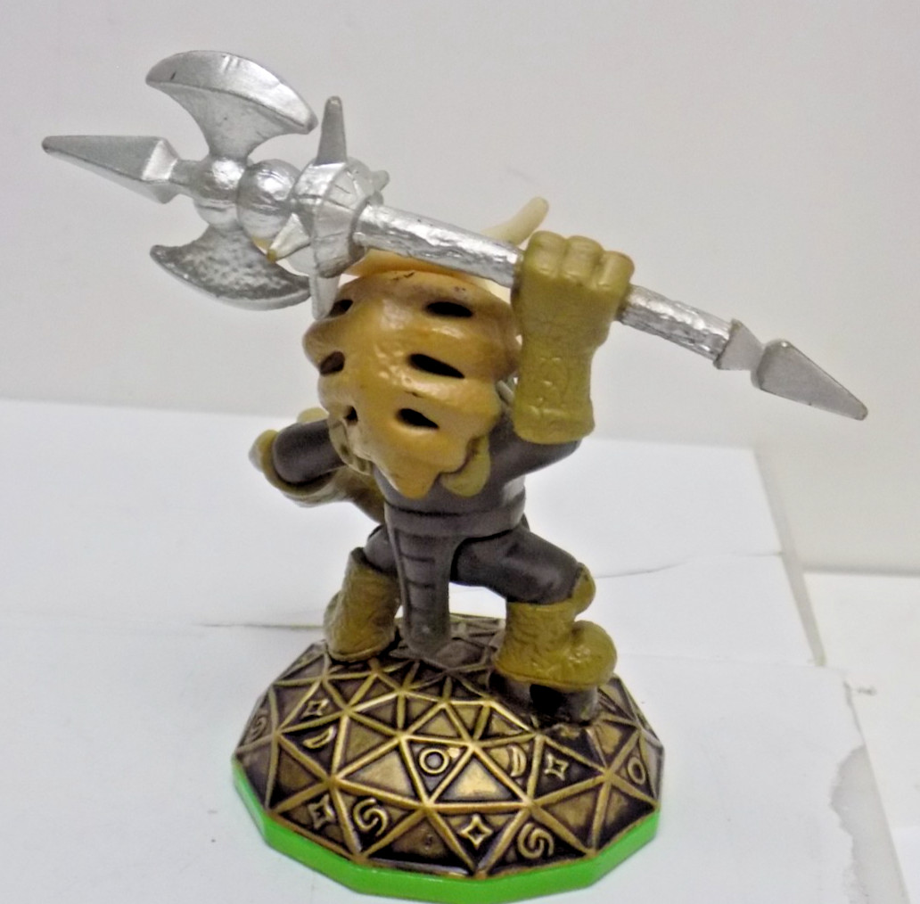 ACTIVISON 2012 INTERACTIVE GAME FIGURE FROM SKYLANDERS – VOODOOD