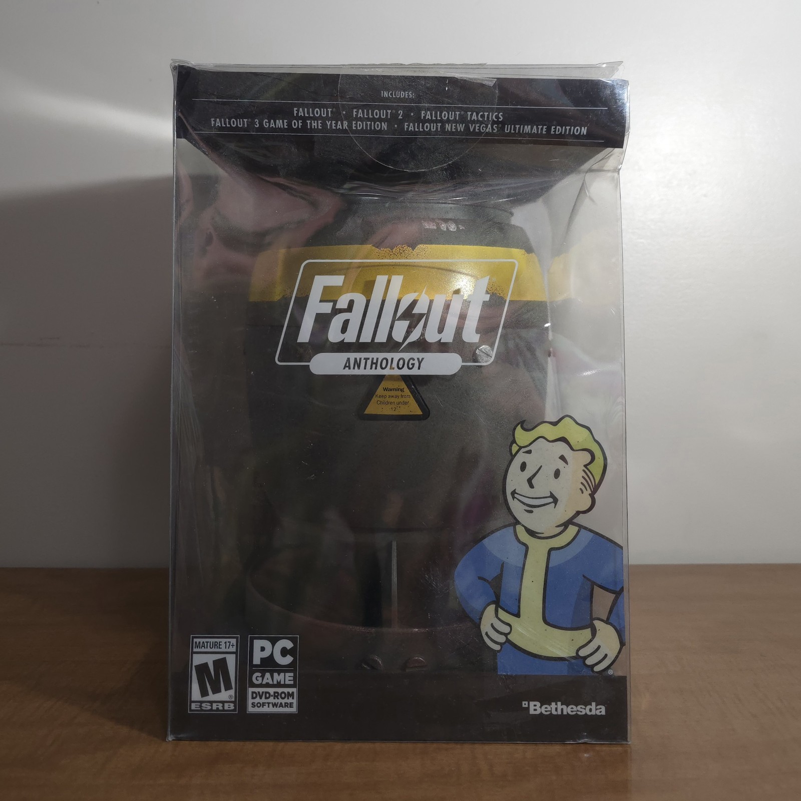 Fallout Anthology PC Mini Nuke 5-Game Physical Disc Set CIB Complete Bomb Sound