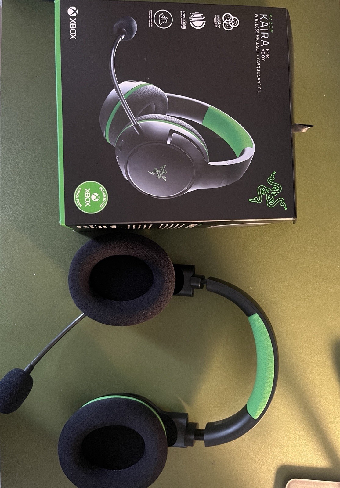 Razer Kaira Wireless Gaming Headset for Xbox Series X/S – Black/Green
