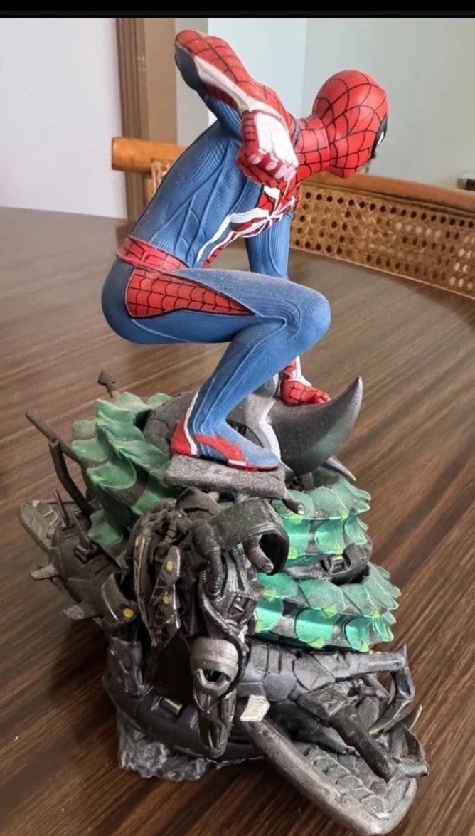 Marvel Spider-Man Video Game PS4 1:10 Figure/Figurine Statue w/ Art Book Loose